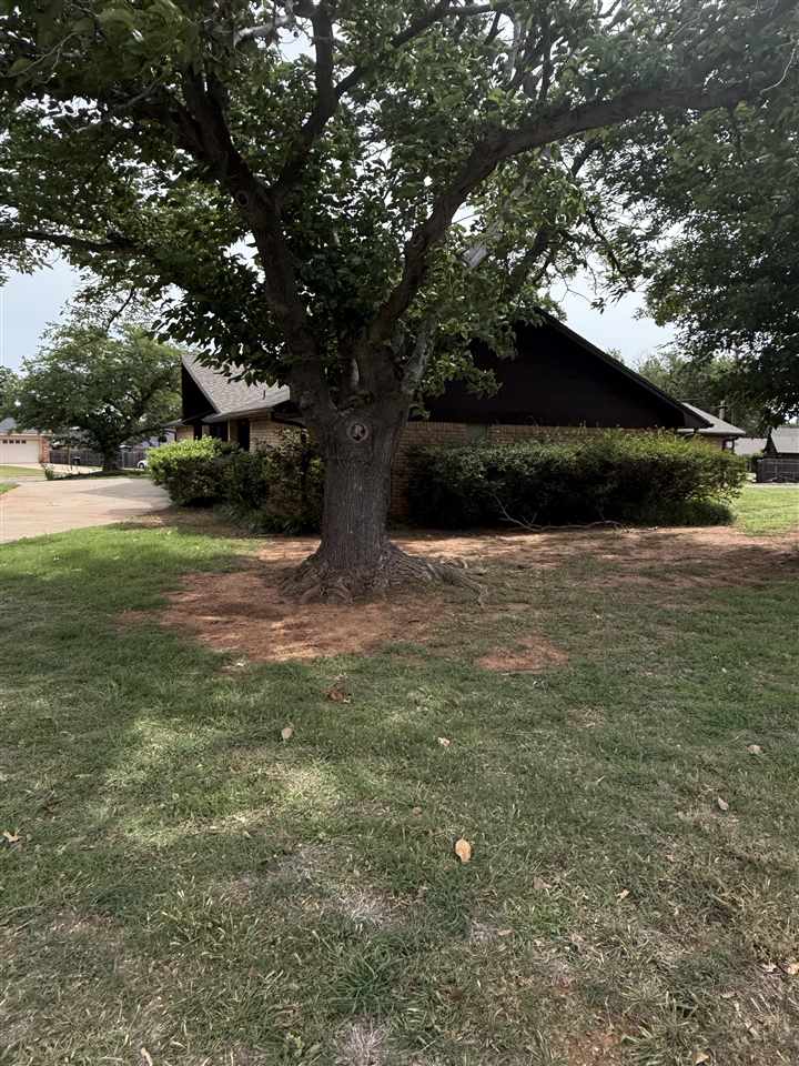 1104 Wall St, Frederick, OK, 73542