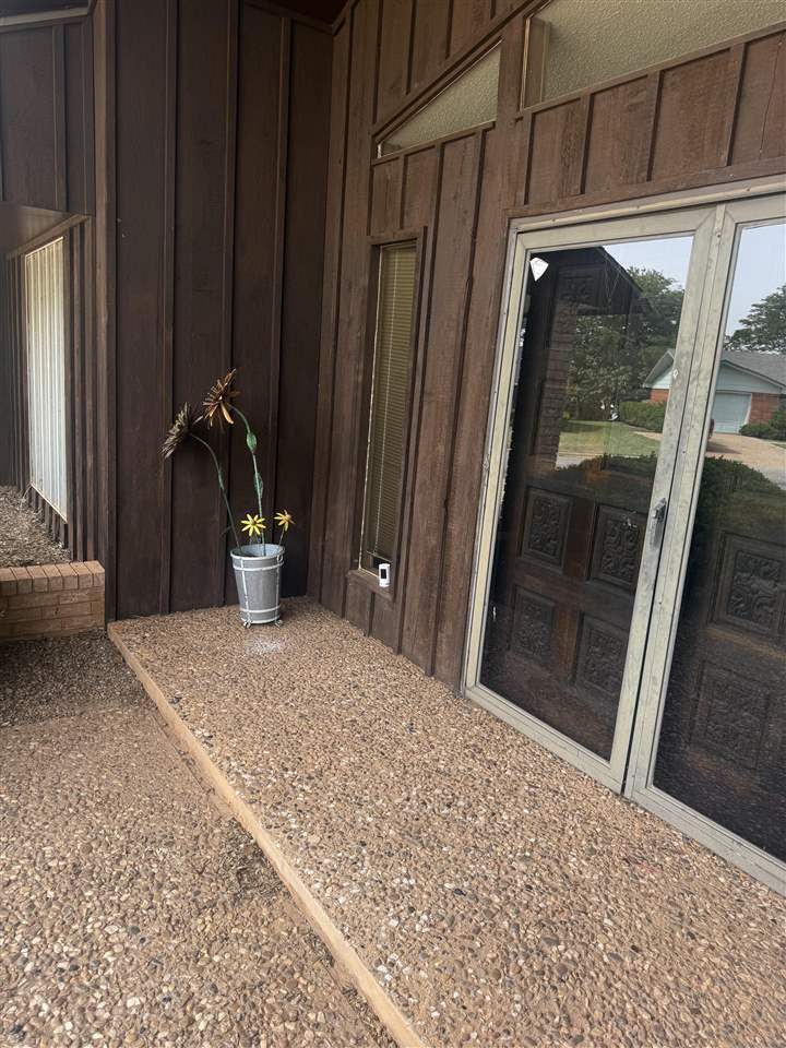 1104 Wall St, Frederick, OK, 73542