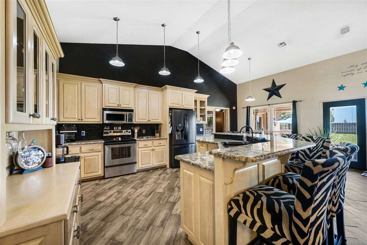 15897 W Gore Blvd, Cache, OK, 73527-3107