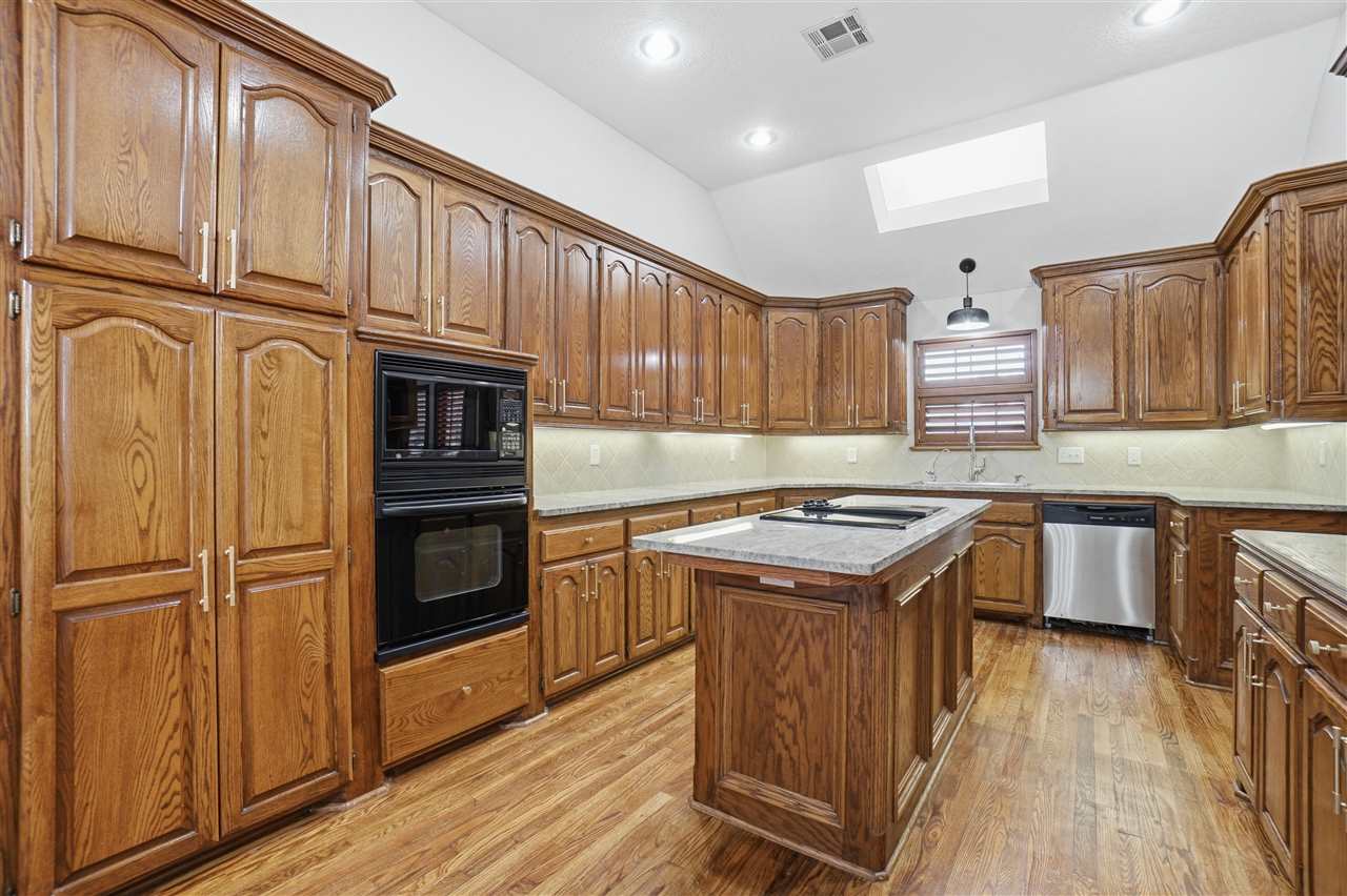3102 NE Heritage Dr, Lawton, OK, 73507