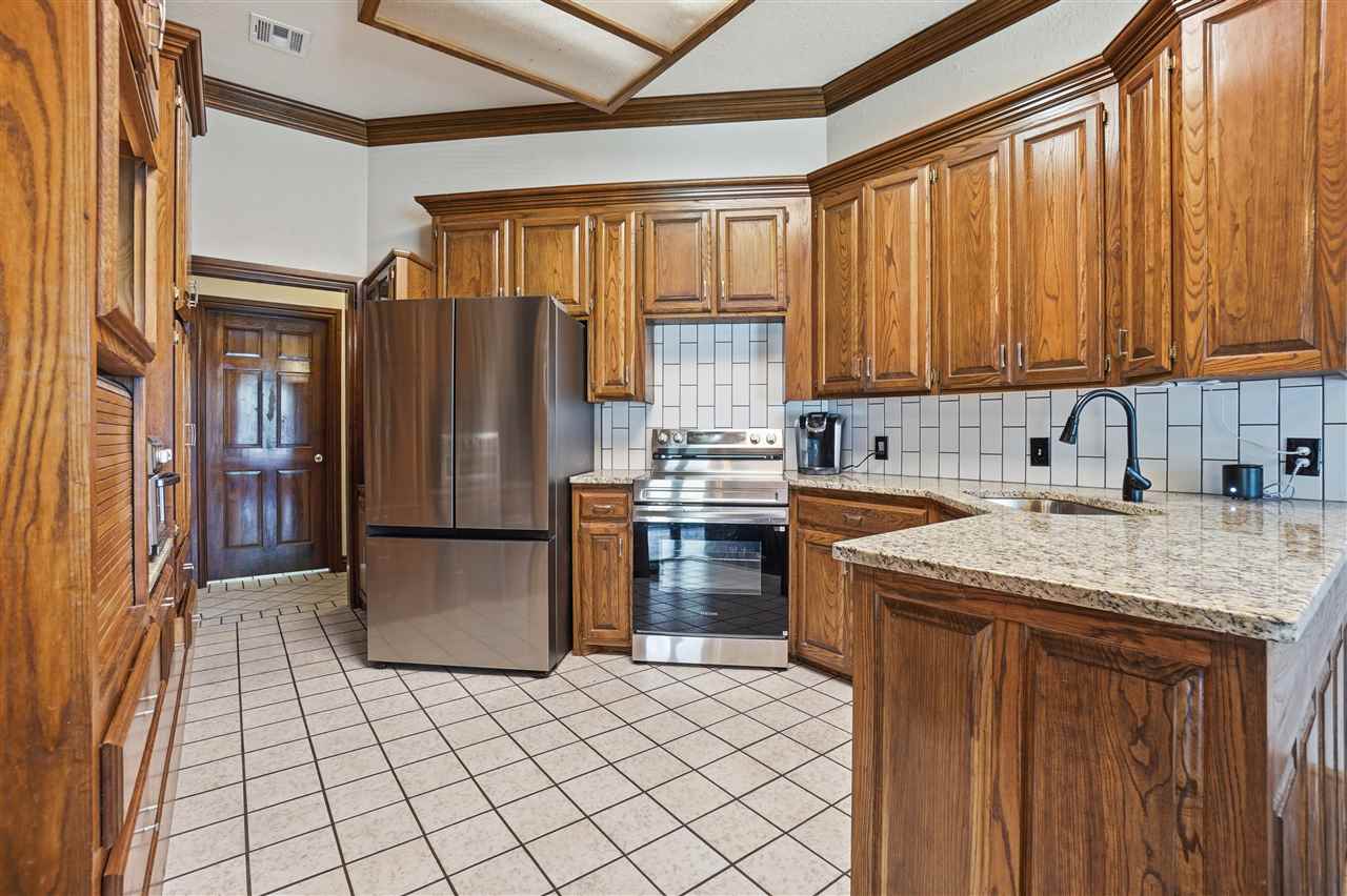 3006 NE Heritage Dr, Lawton, OK, 73507