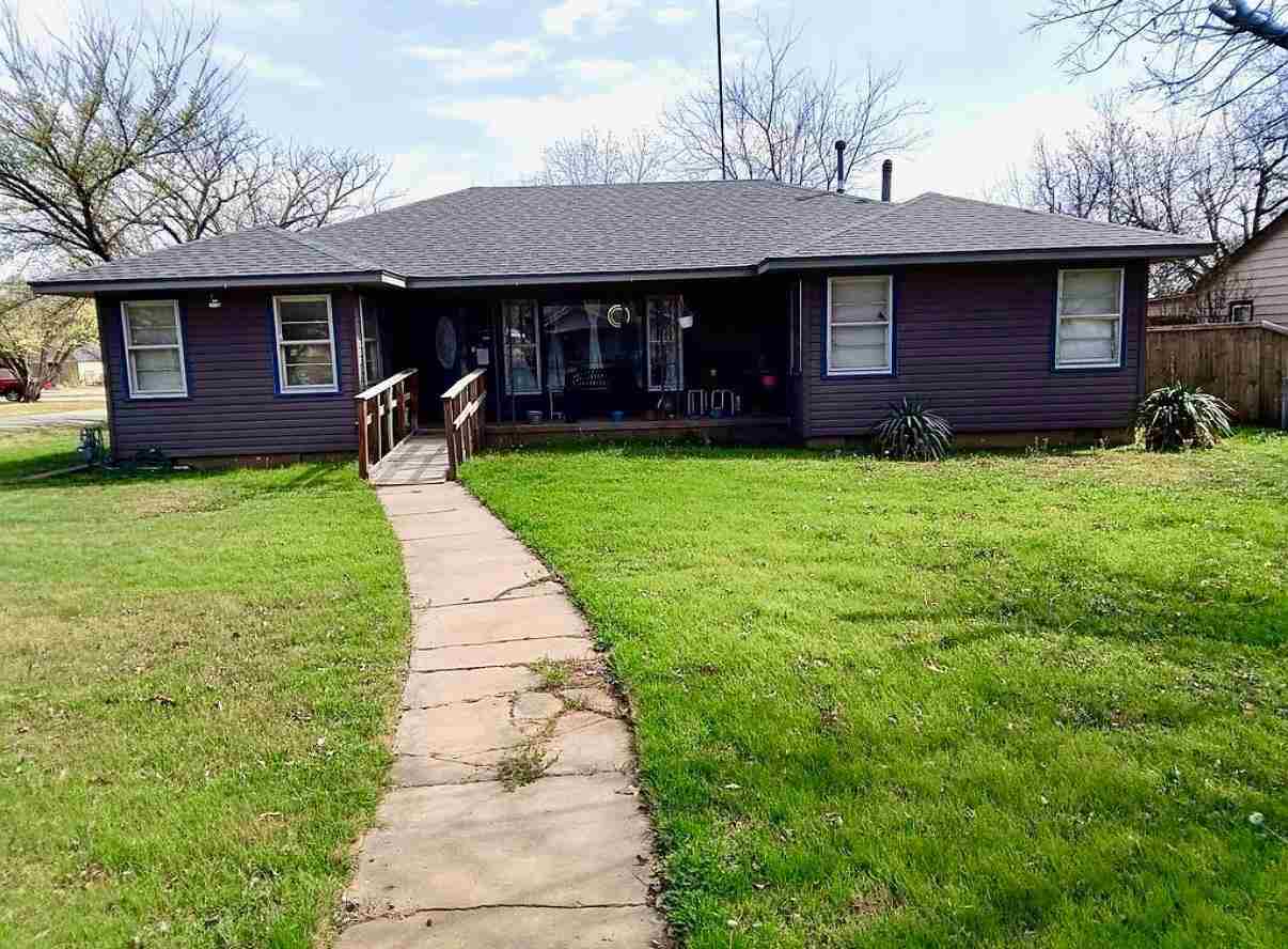 FEATURED PROPERTIES
