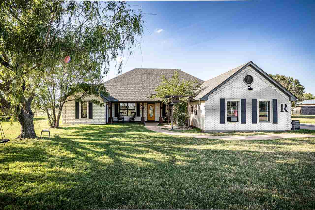 FEATURED PROPERTIES