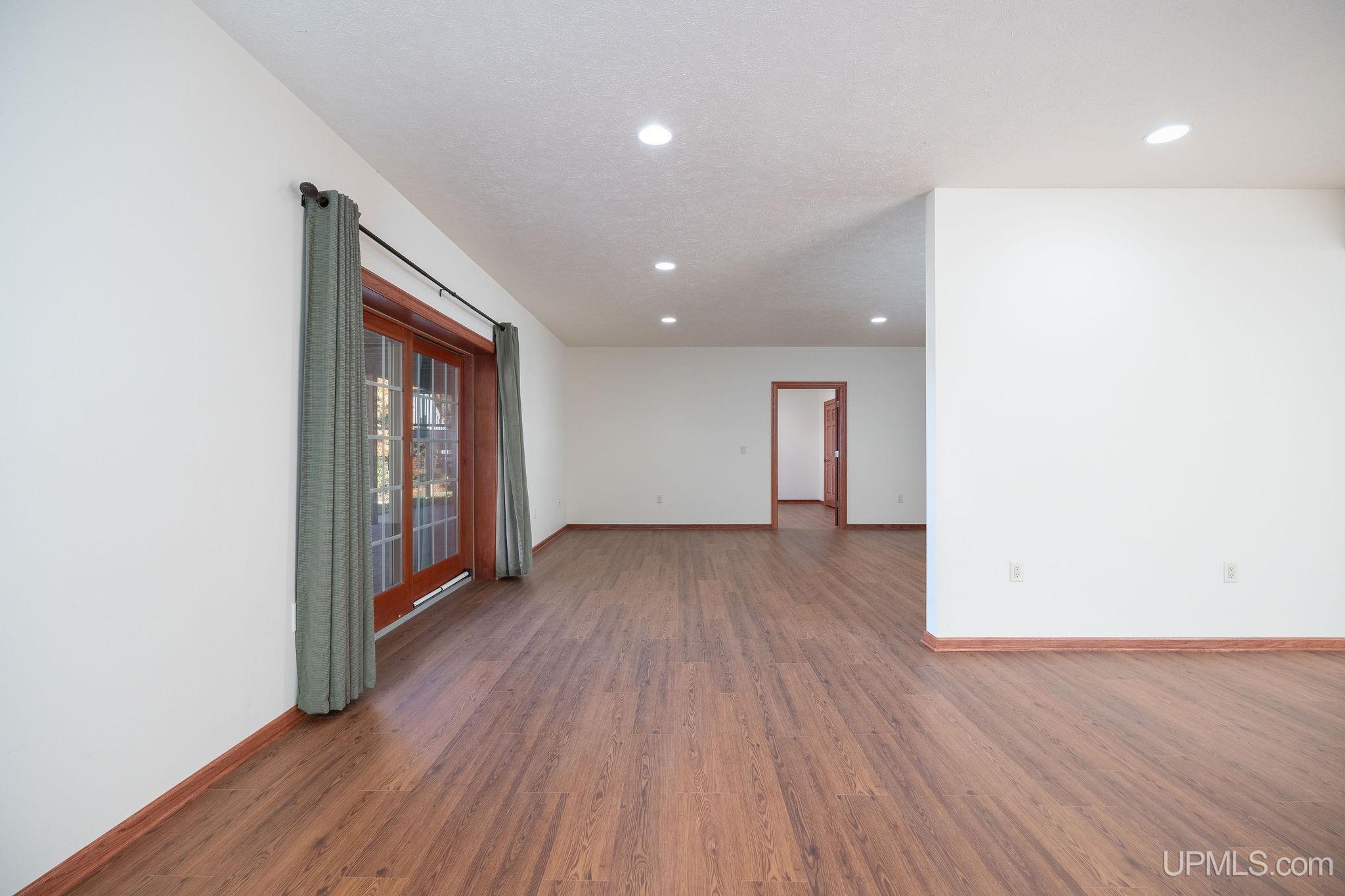 MLS 50156972 Large photo number 32 