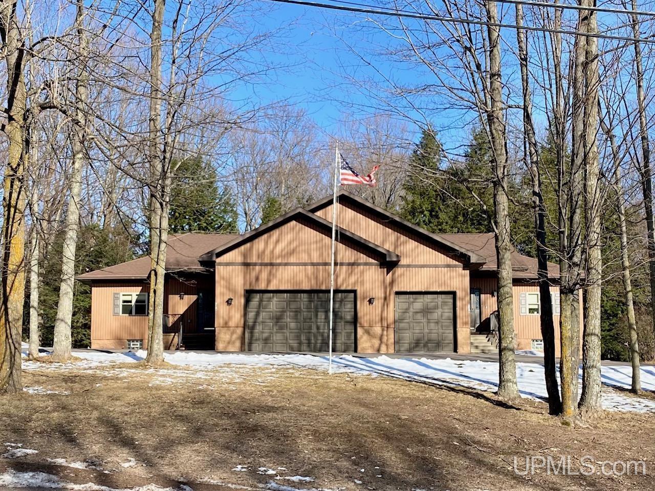 737 Grove Street, Marquette, MI, 49855