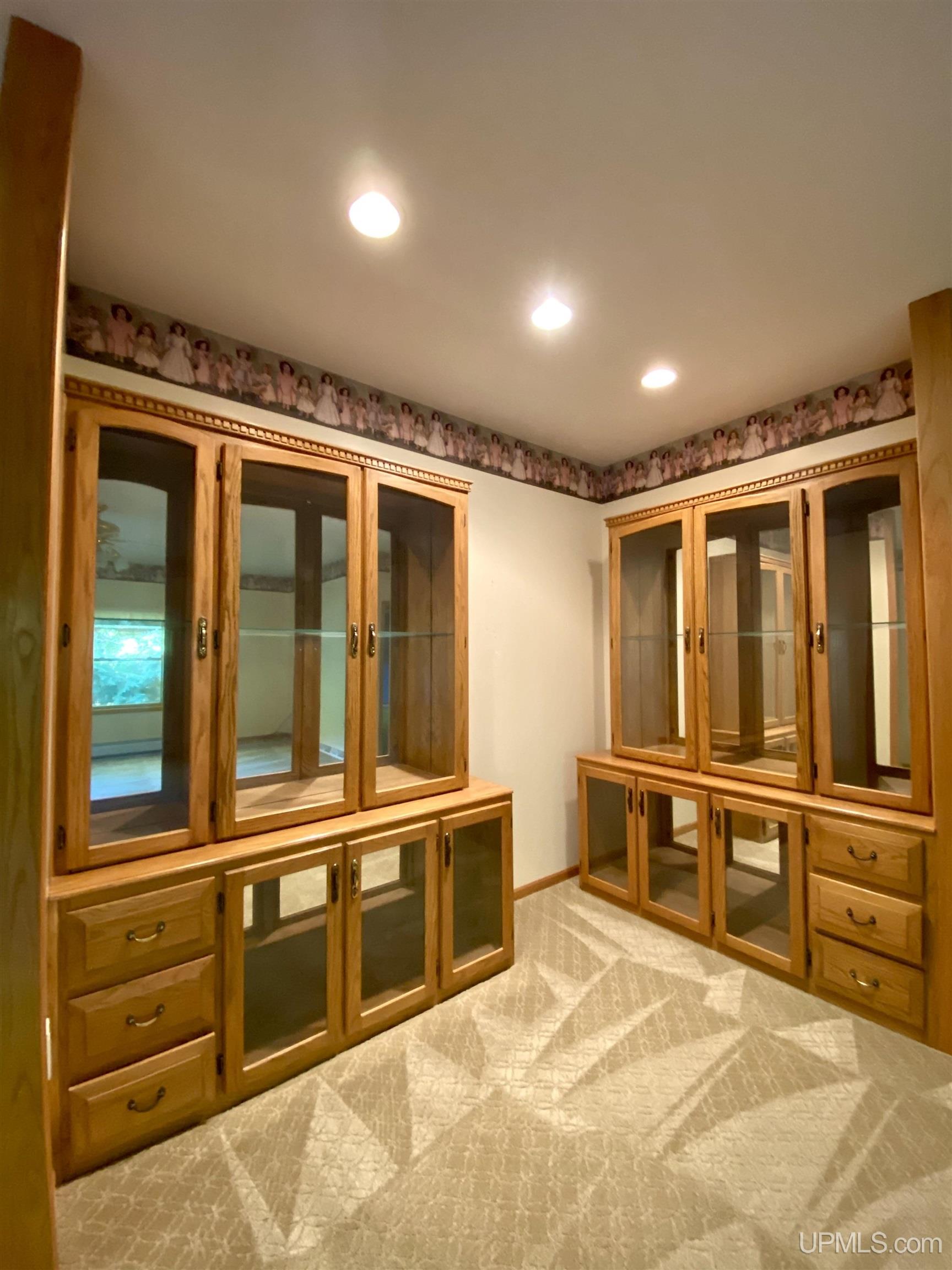 737 Grove Street, Marquette, MI, 49855