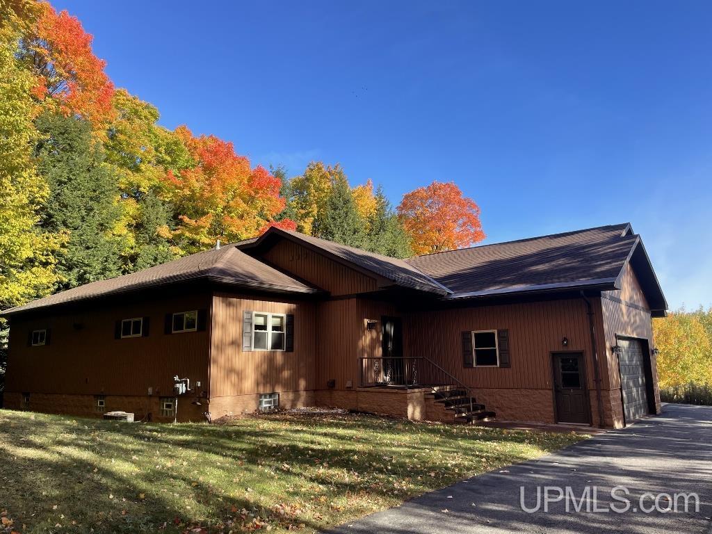 737 Grove Street, Marquette, MI, 49855