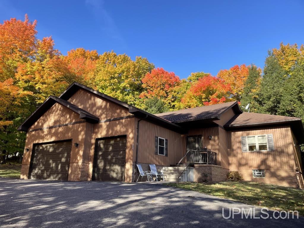 737 Grove Street, Marquette, MI, 49855