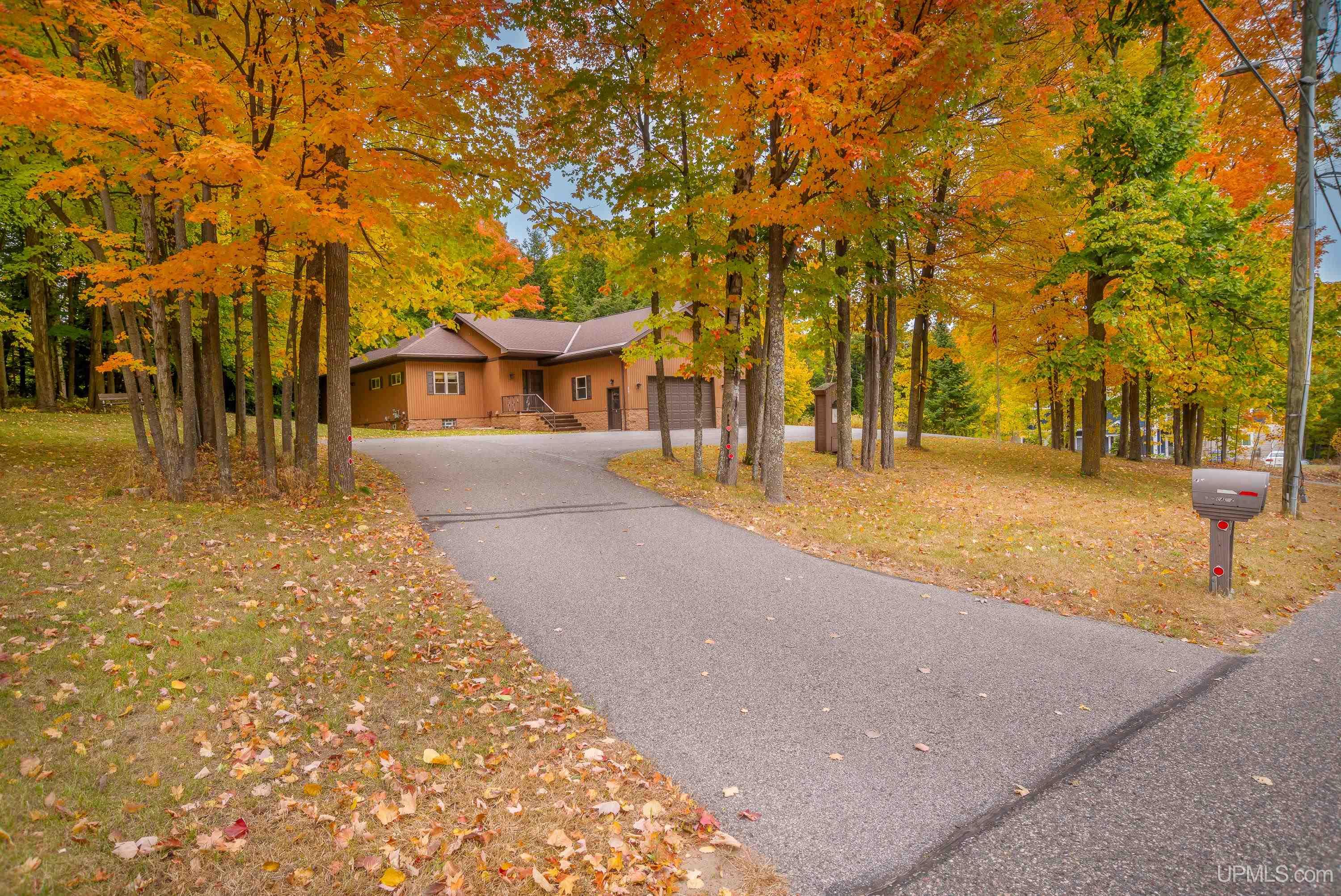 737 Grove Street, Marquette, MI, 49855