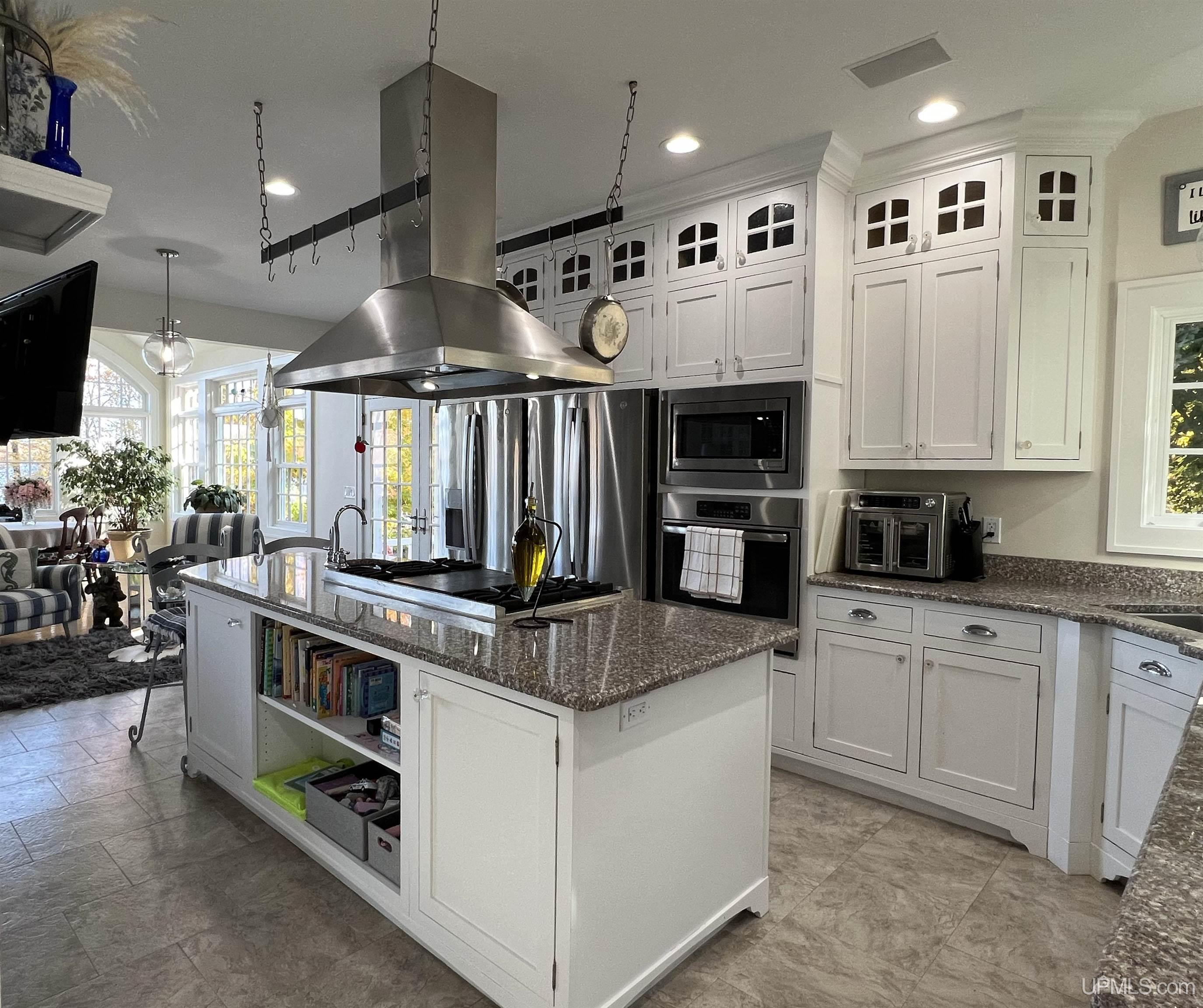 Homes for sale in Michigamme, MI | 279 Black Rd, Michigamme, MI 49861 | MLS# 50158893