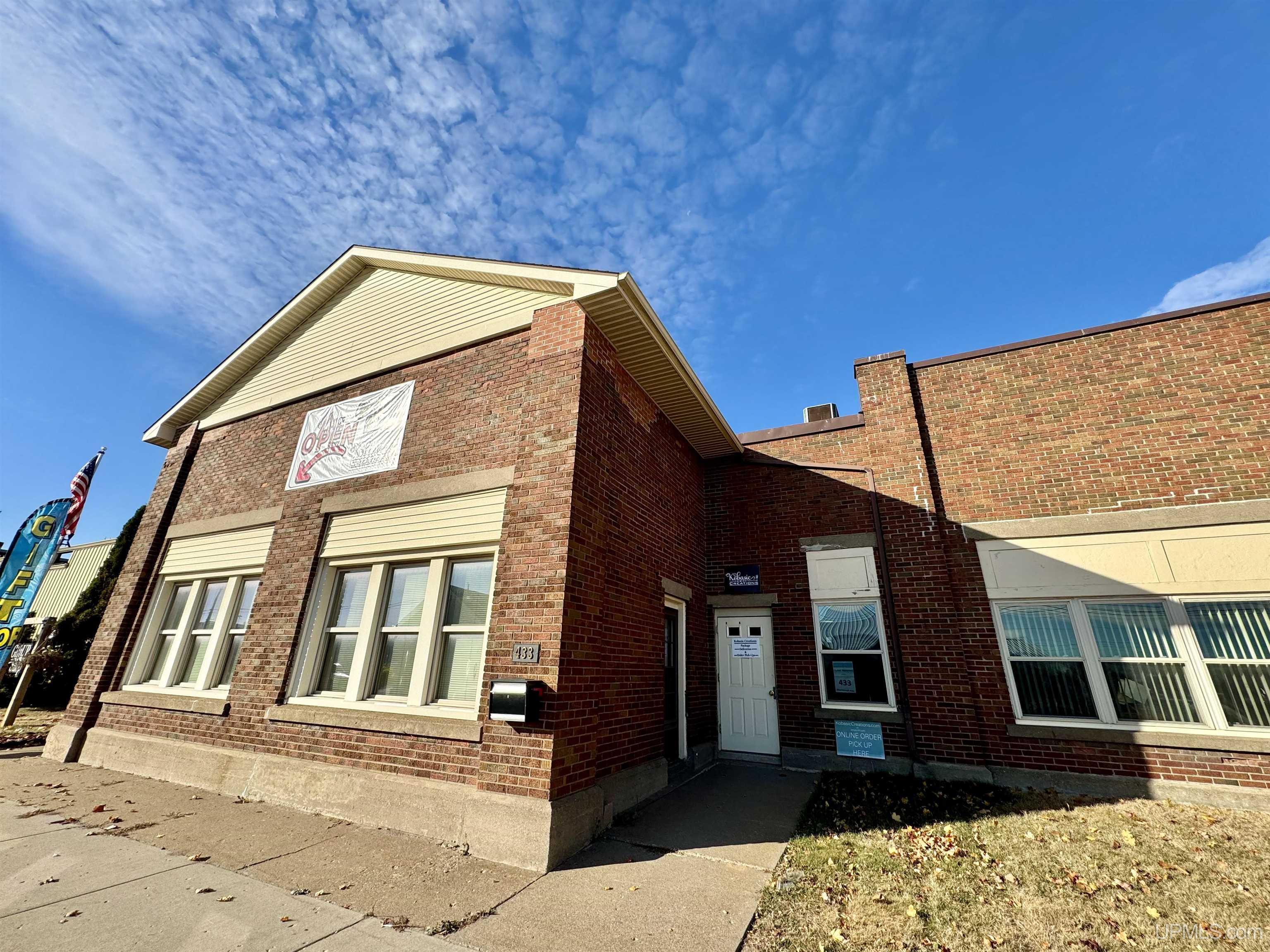 433 Stephenson Ave Avenue, Escanaba, MI, 49829