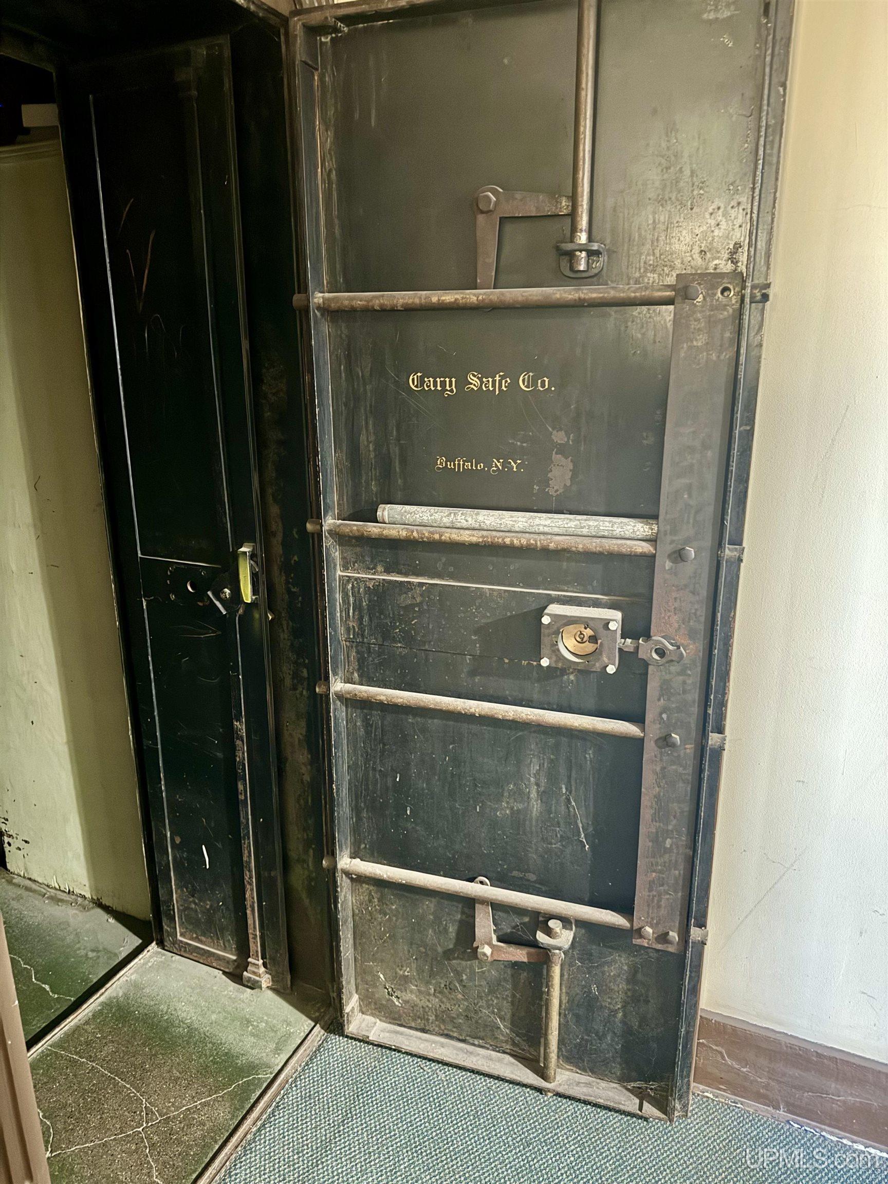 433 Stephenson Ave Avenue, Escanaba, MI, 49829