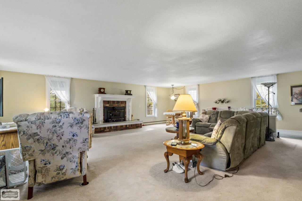 5405 S Lakeshore Road, Harbor Beach, MI, 48441