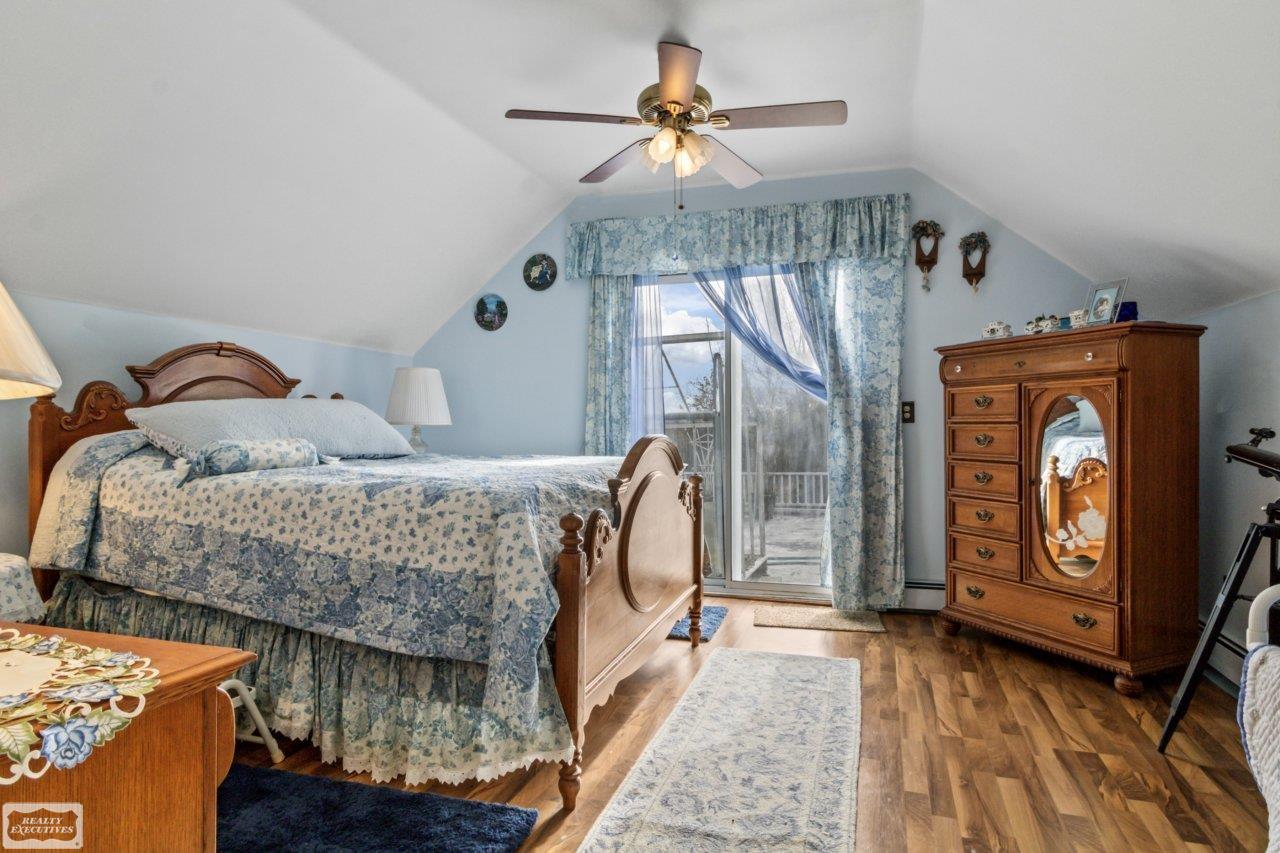 5405 S Lakeshore Road, Harbor Beach, MI, 48441