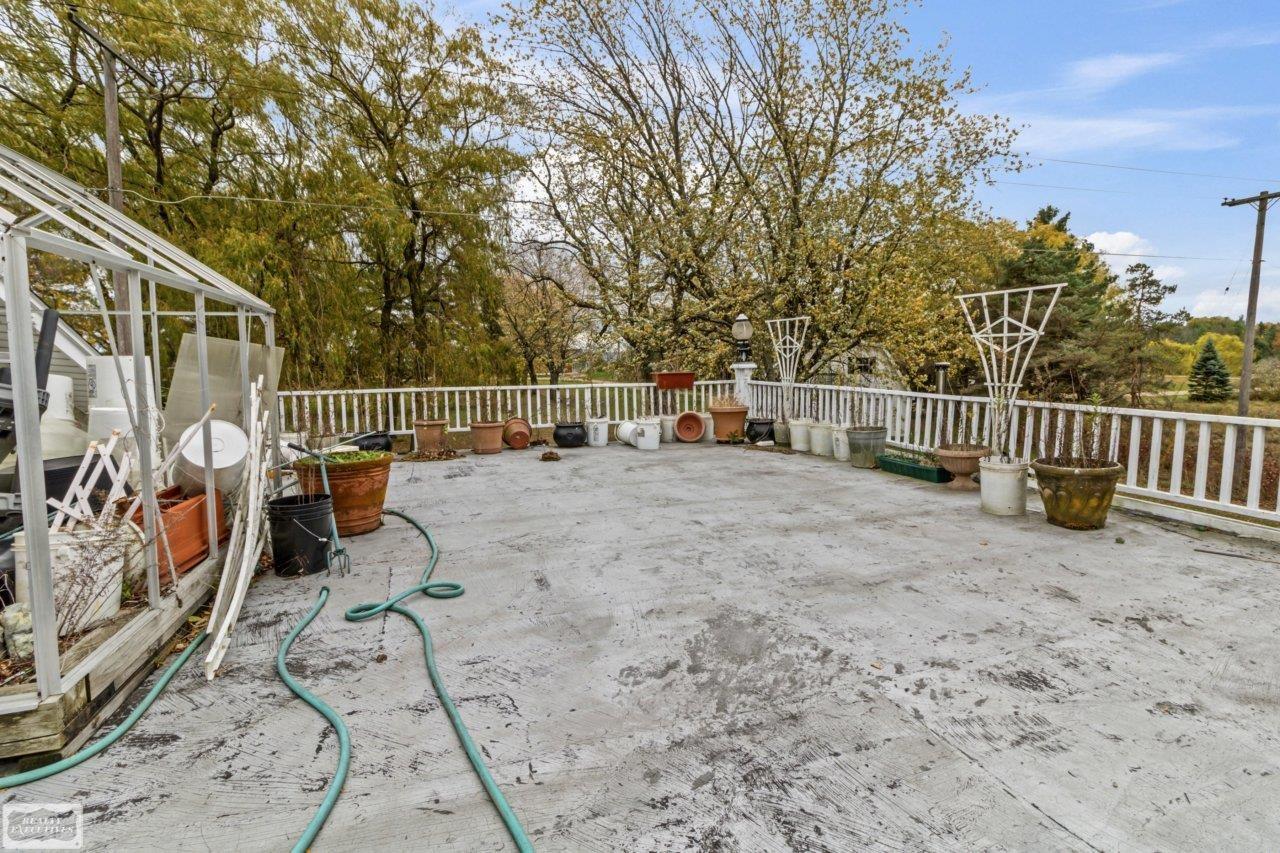 5405 S Lakeshore Road, Harbor Beach, MI, 48441