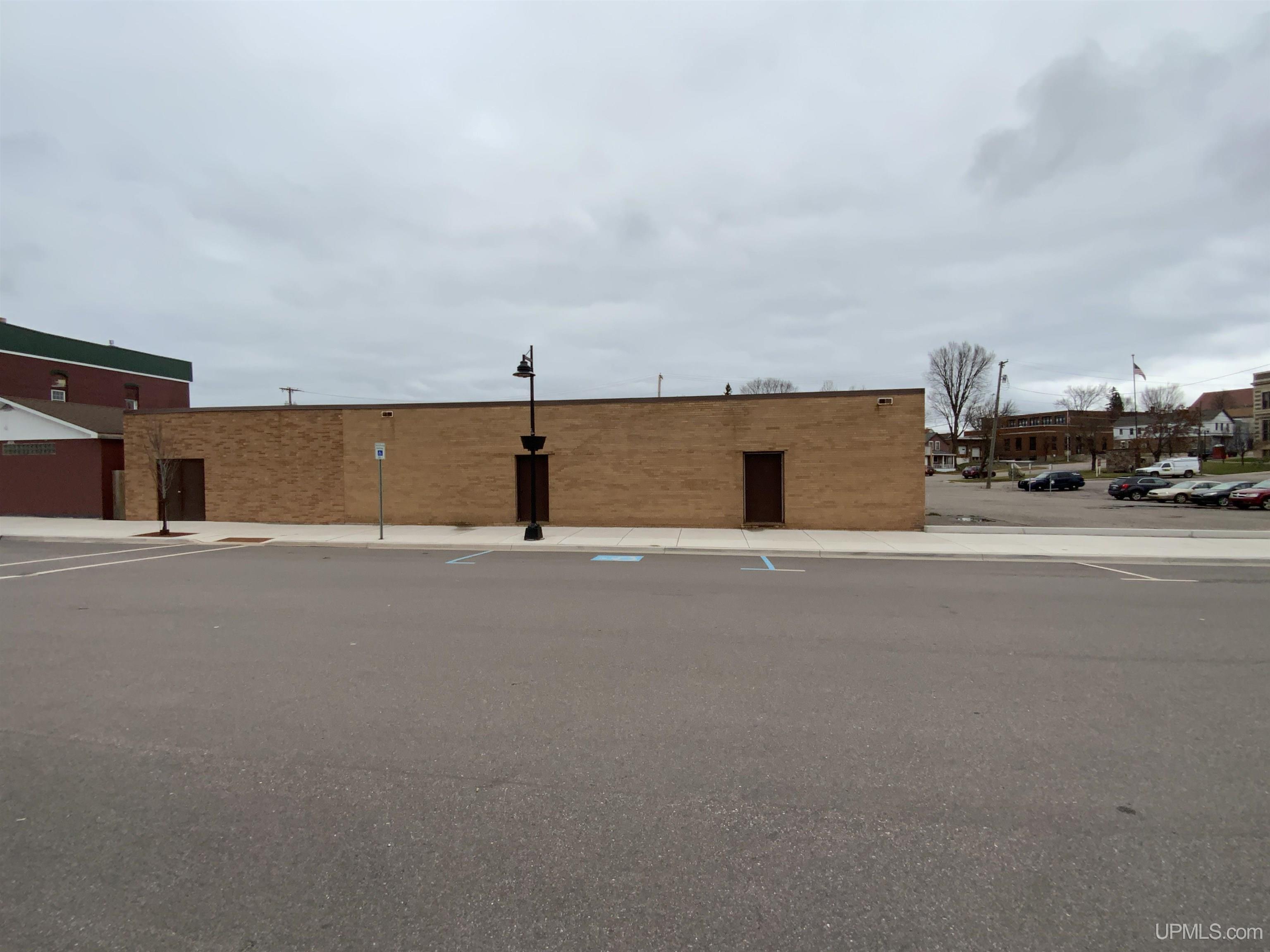 Commercial Listing MLS Number 50162844