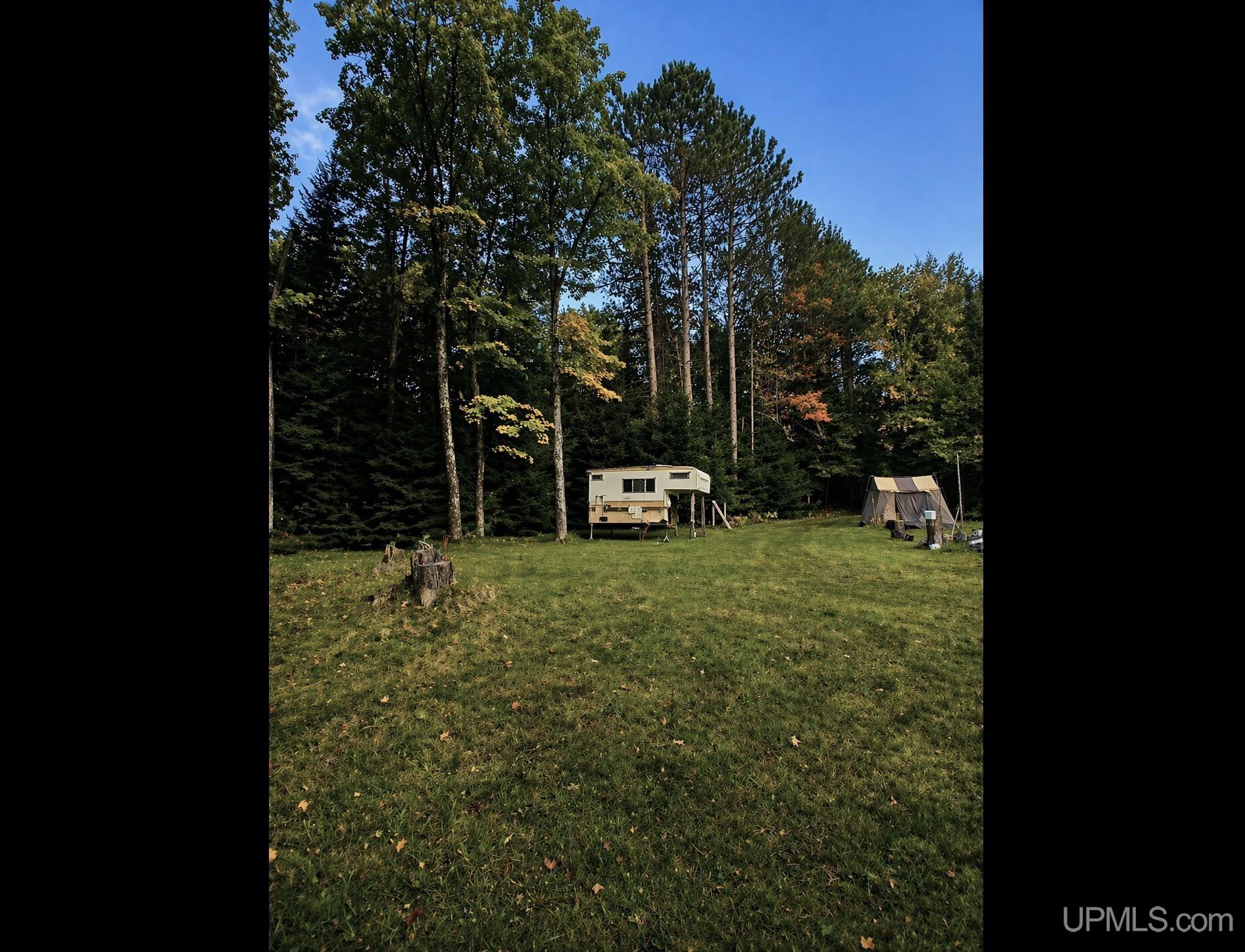301A-301B Robinson Lake Road, Iron River, MI, 49935