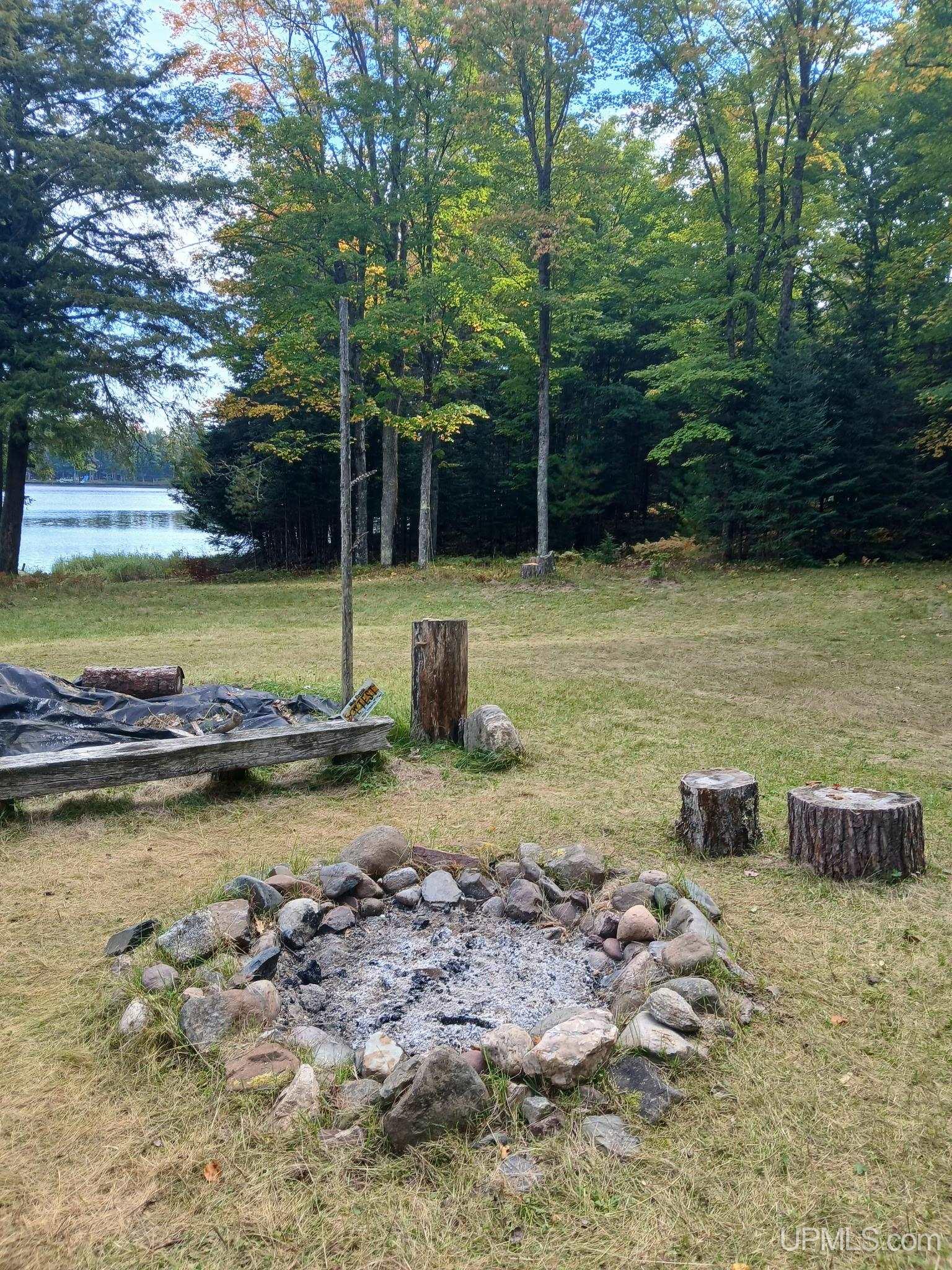 301A-301B Robinson Lake Road, Iron River, MI, 49935
