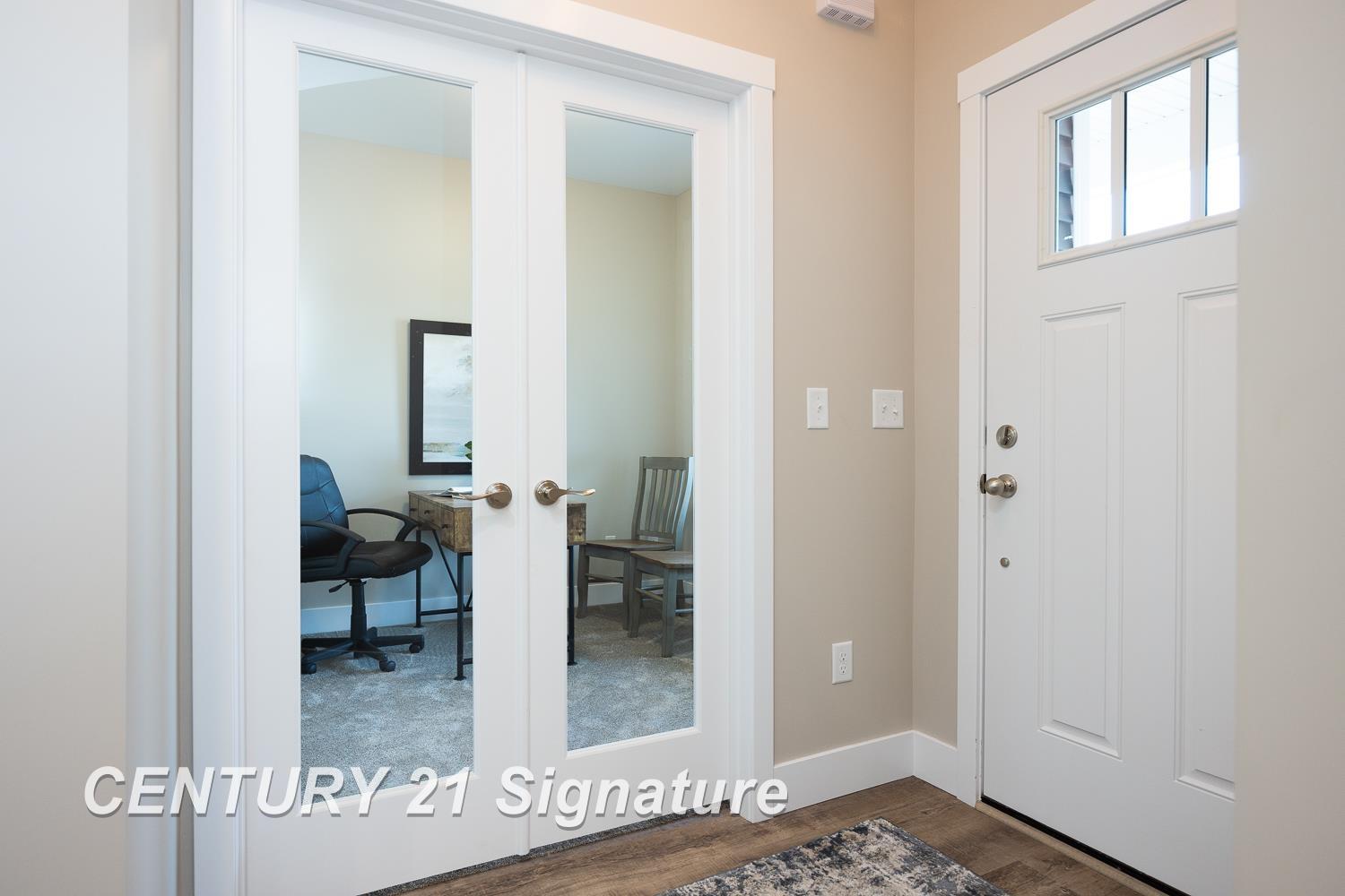 3rd image of 4215 Woodburn Ct, Saginaw, MI 48603 | MLS# 50171490