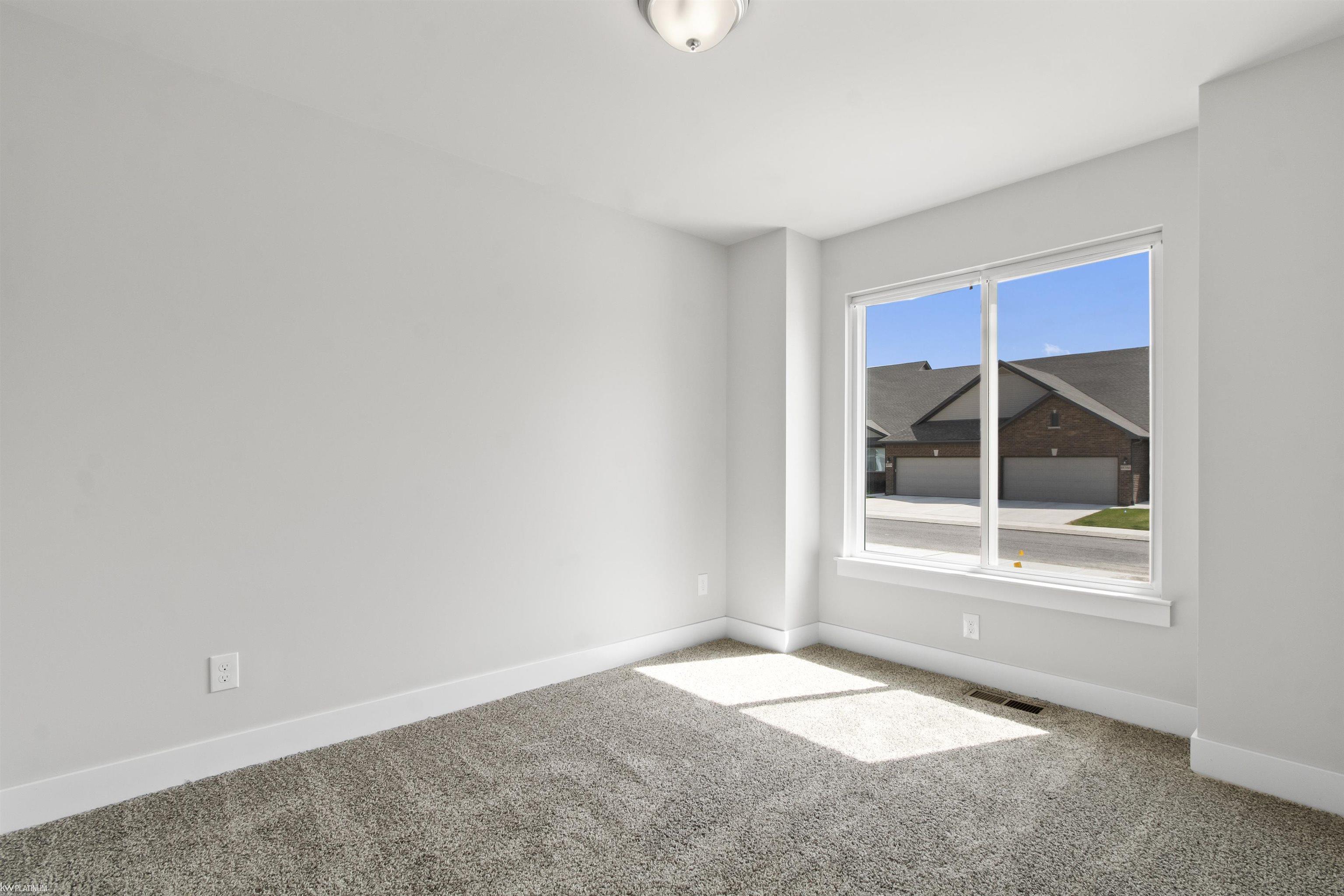  UNIT 14, New Baltimore, MI, 48051