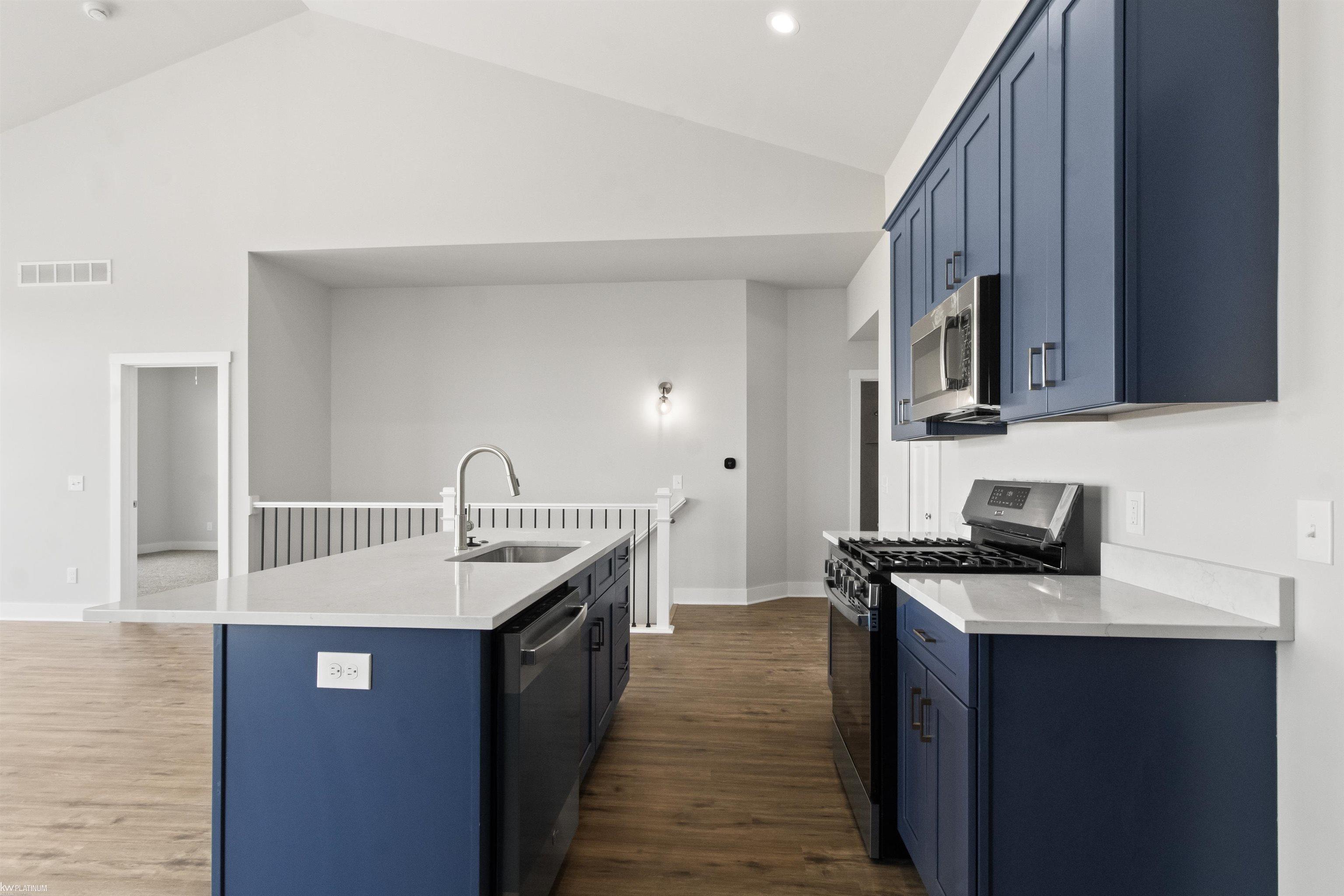  UNIT 14, New Baltimore, MI, 48051