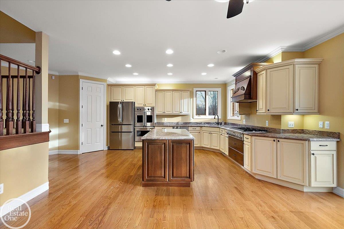 Rochester Hills, MI, 48306-3584