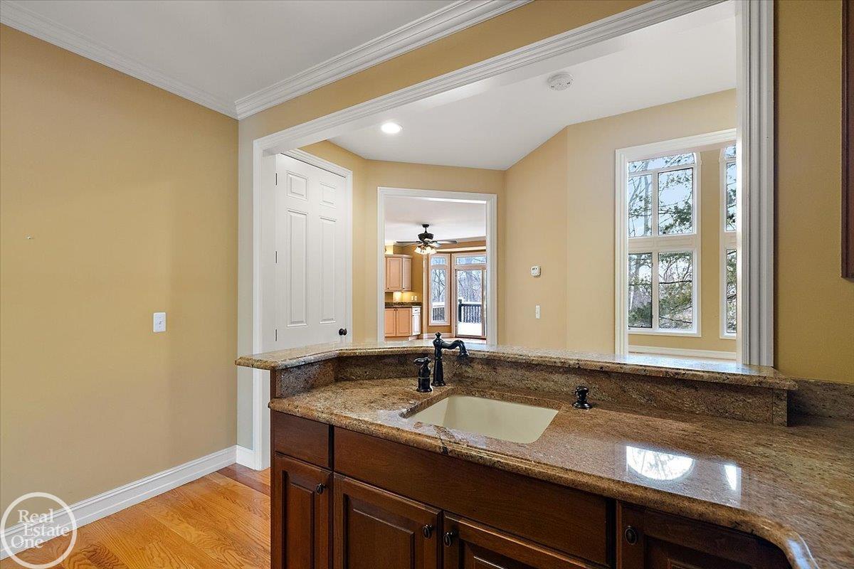 Rochester Hills, MI, 48306-3584