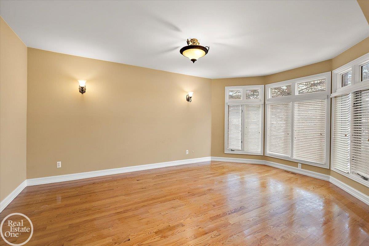 Rochester Hills, MI, 48306-3584