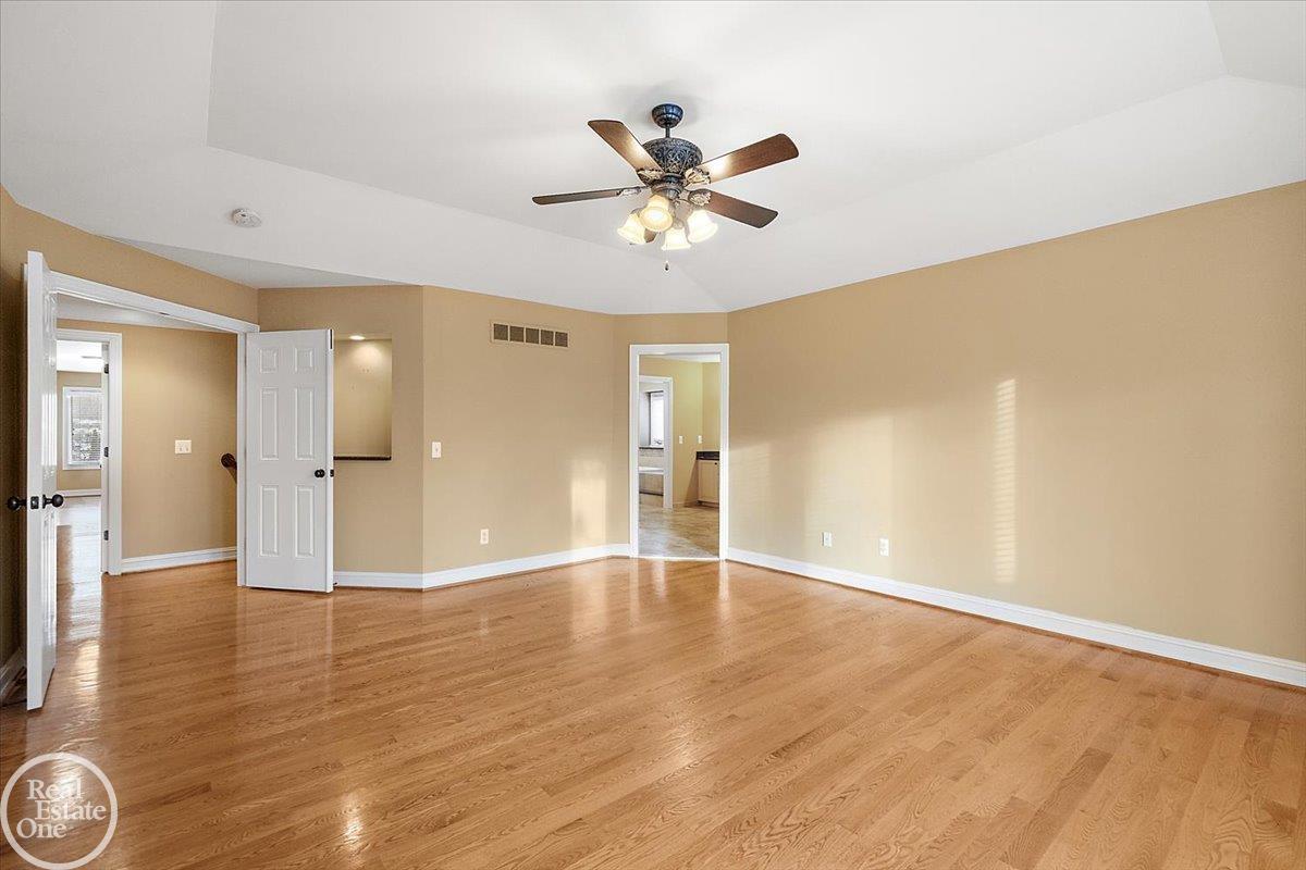 Rochester Hills, MI, 48306-3584