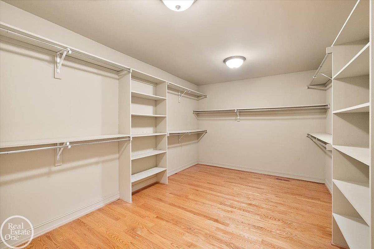 Rochester Hills, MI, 48306-3584