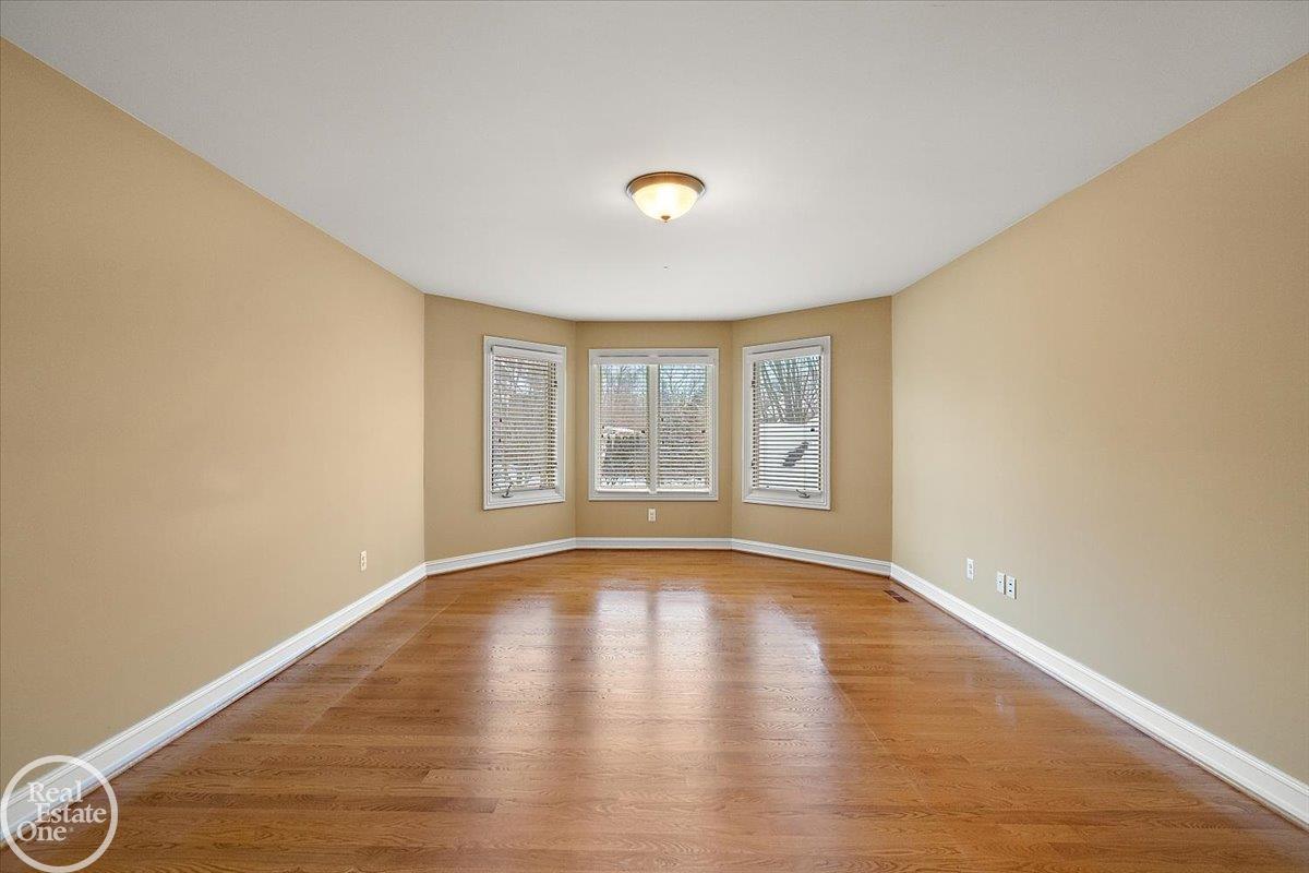 Rochester Hills, MI, 48306-3584