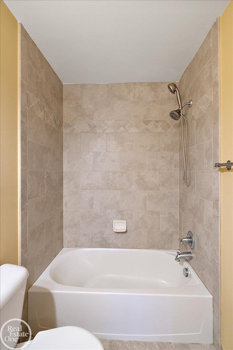 Rochester Hills, MI, 48306-3584