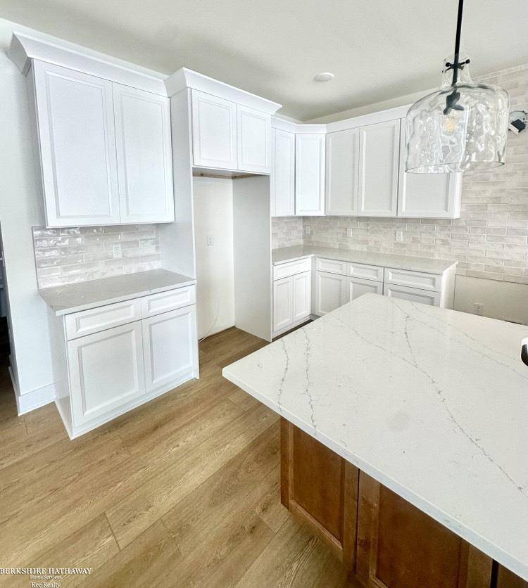 50574 Mistwood Drive, Macomb, MI, 48042