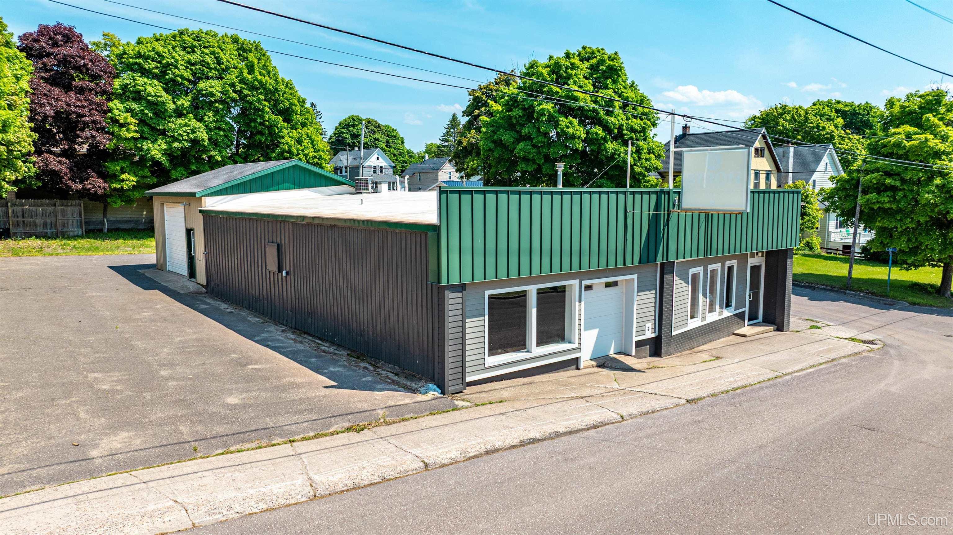 Commercial Listing MLS Number 50177700