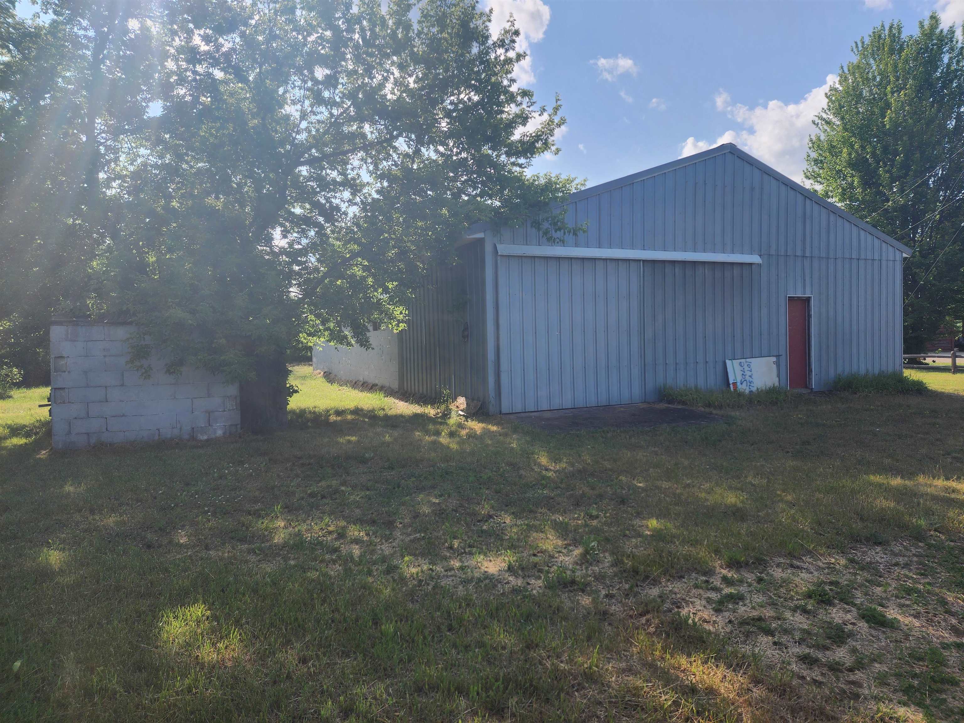 8498 S Clare Avenue, Clare, MI, 48617