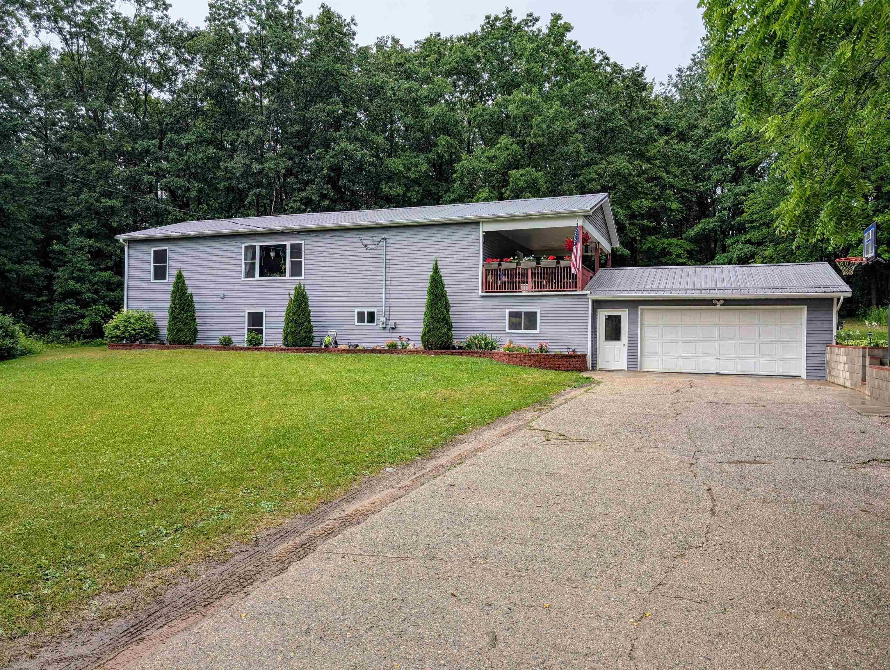 7481 Five Lakes Drive, Farwell, MI, 48622