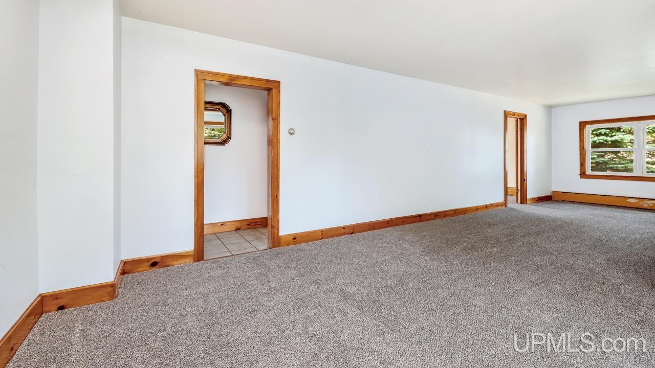 4th image of 1305 W B St, Iron Mountain, MI 49801 | MLS# 50180917