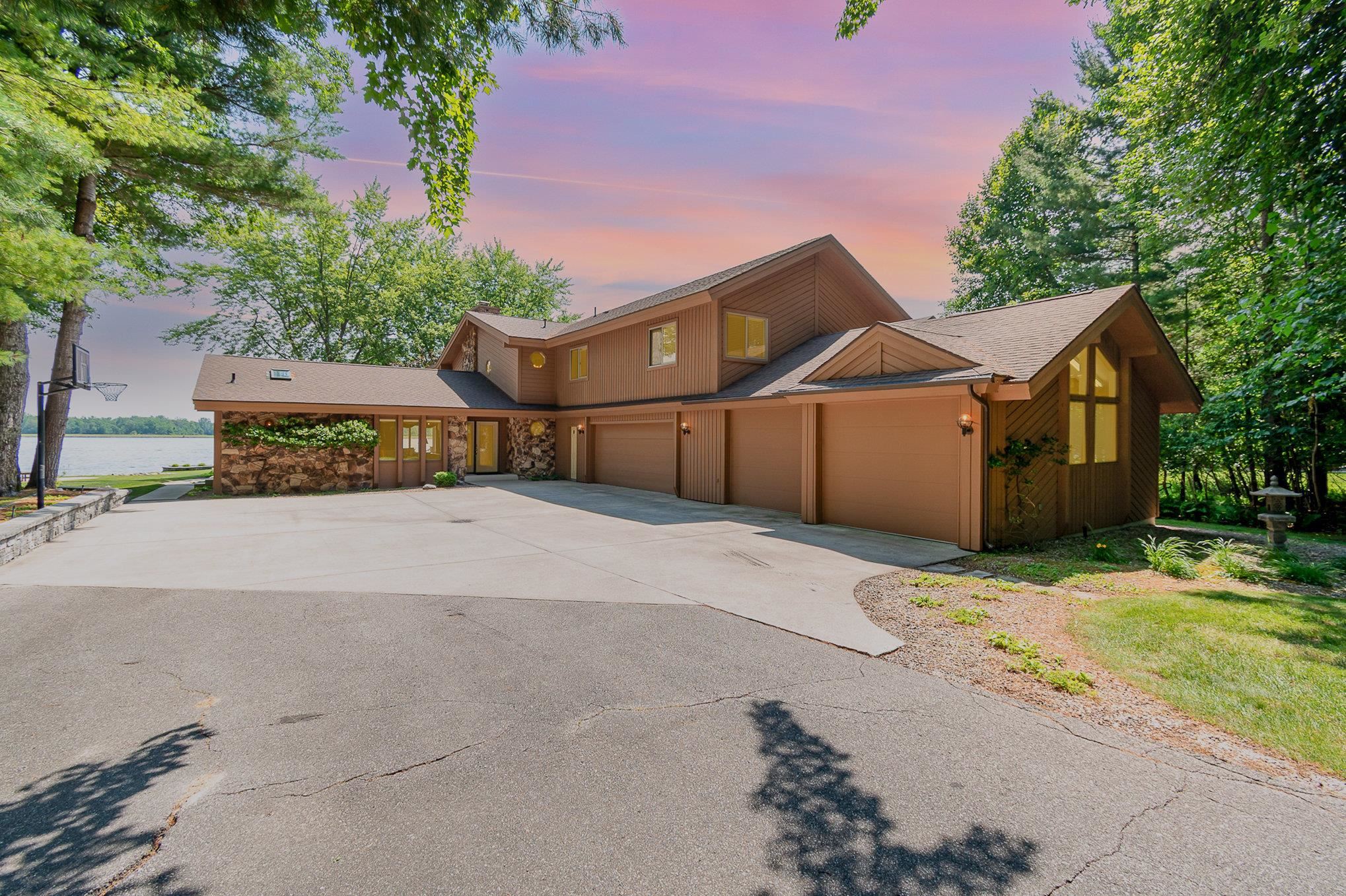 8700 E Mosherville Road, Horton, MI, 49246-9601