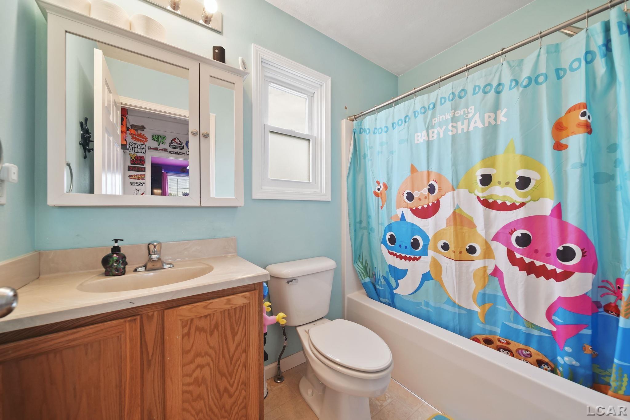 3508 N Wilmoth Highway, Adrian, MI, 49221