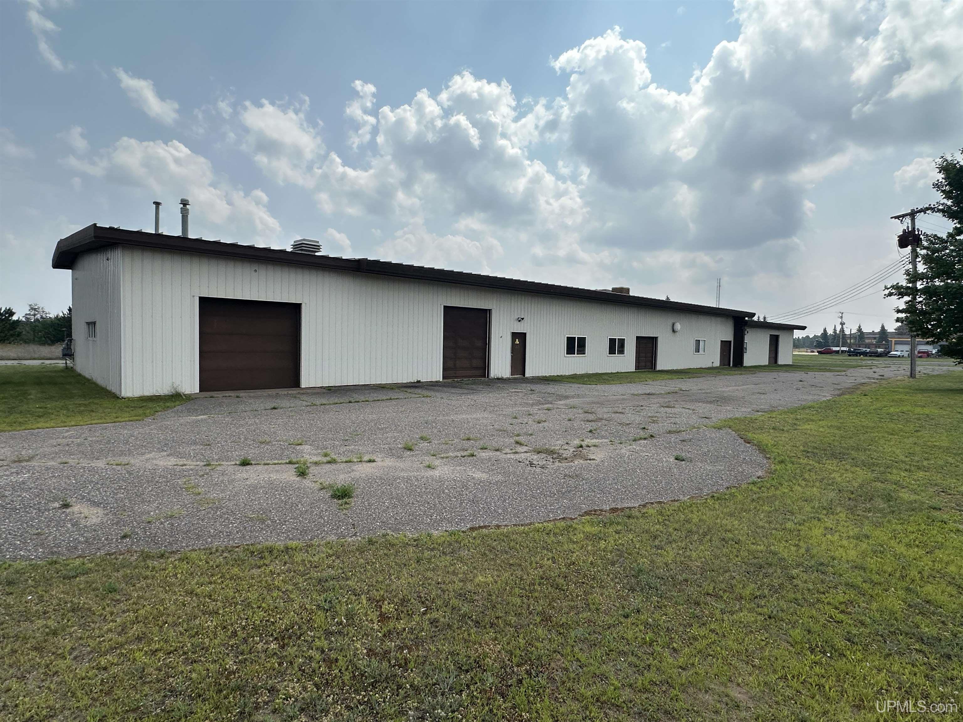 Commercial Listing MLS Number 50184857