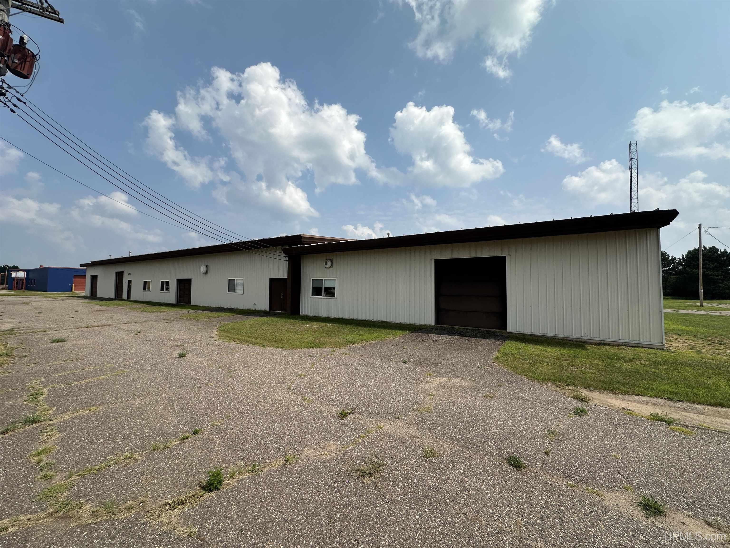 MLS 50184857 Large photo number 3 
