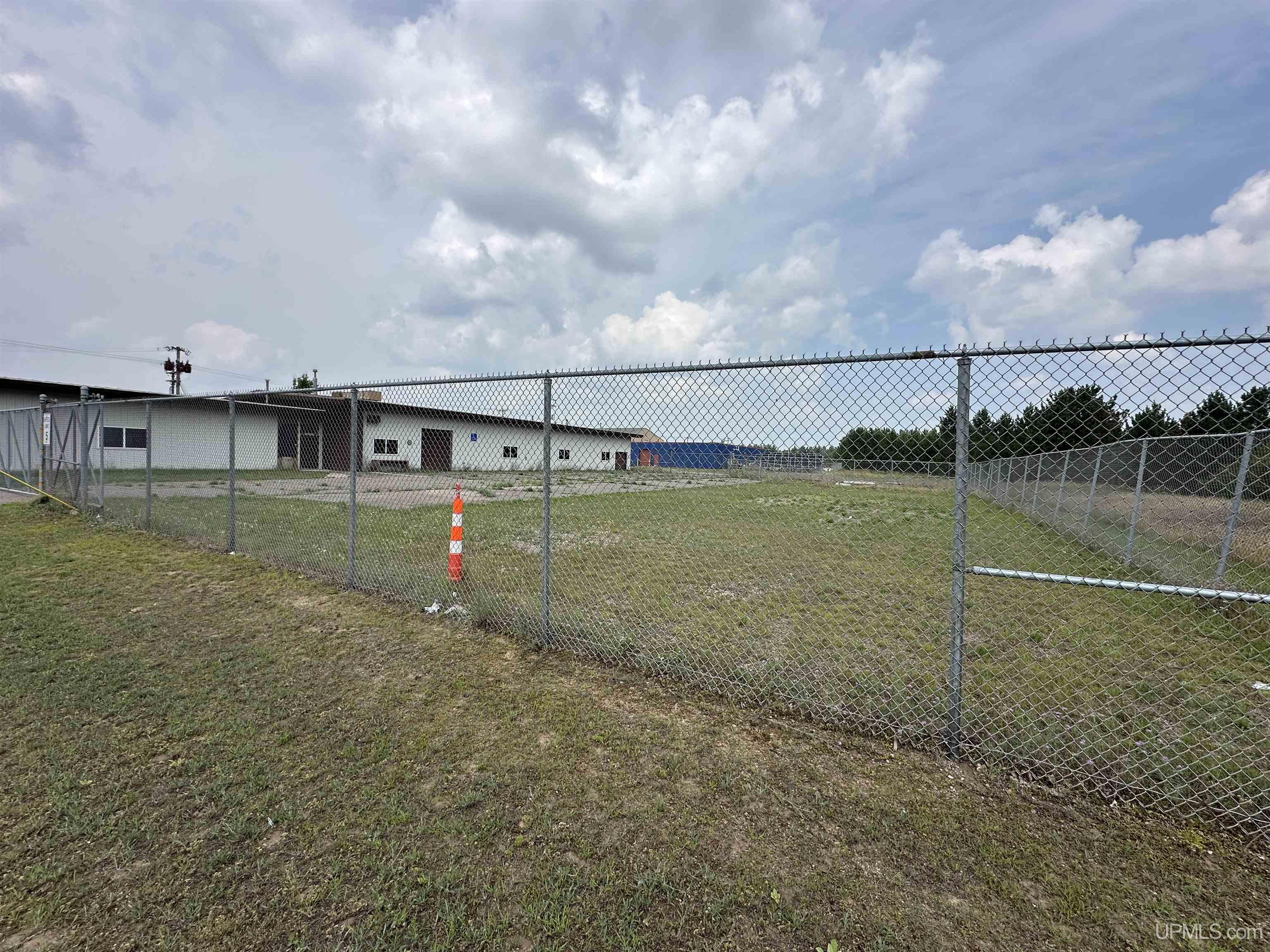 MLS 50184857 Large photo number 4 
