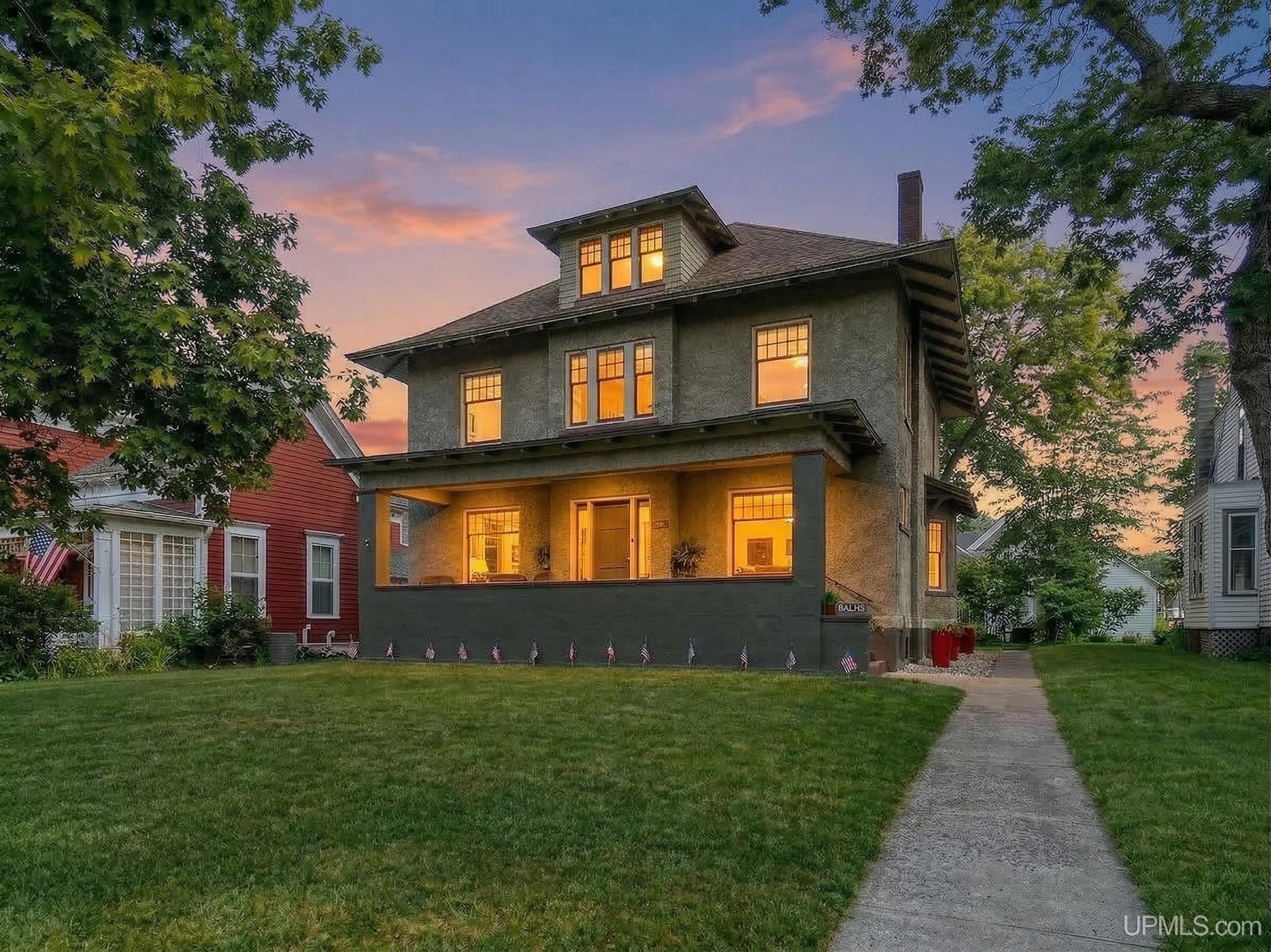 605 Ogden Avenue, Escanaba, MI, 49829