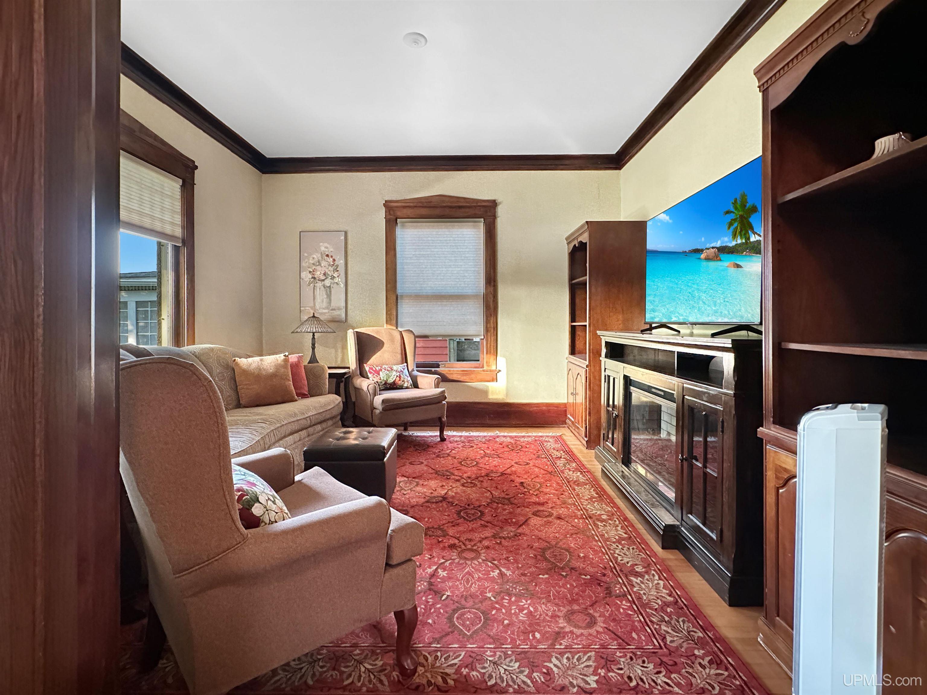 605 Ogden Avenue, Escanaba, MI, 49829