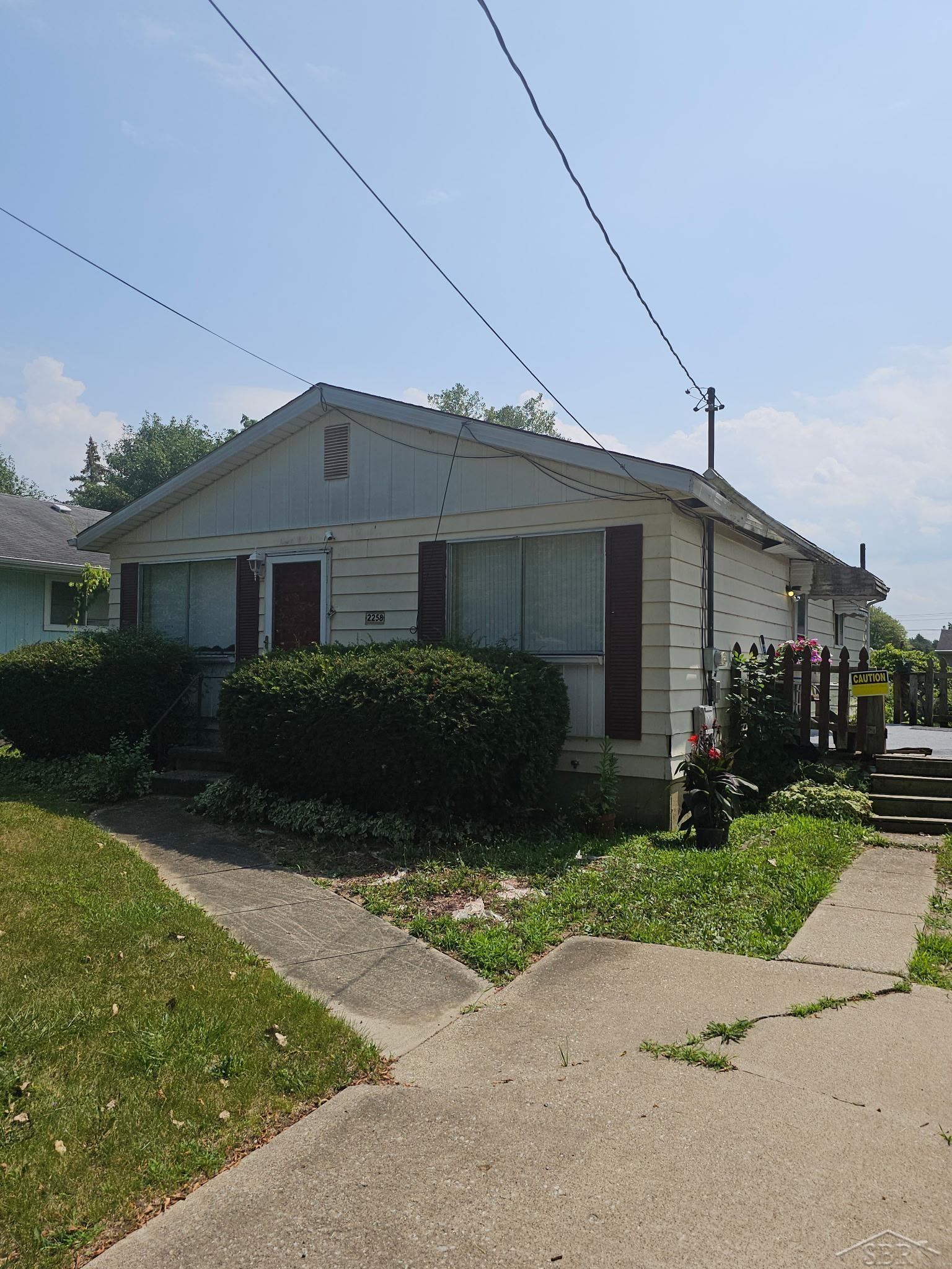 Homes for sale in Saginaw, MI | 2258 California Ave, Saginaw, MI 48601 | MLS# 61050185909
