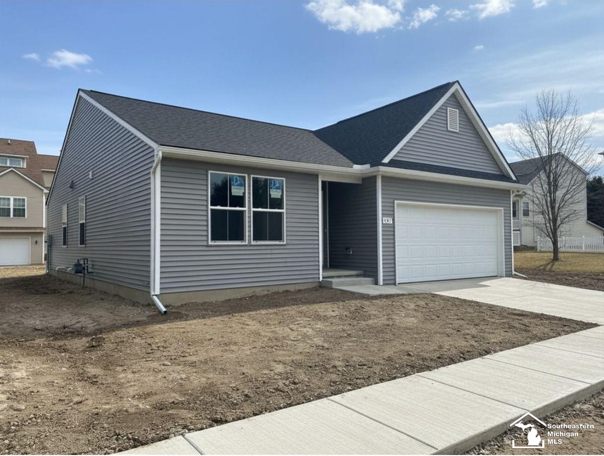 950 Waterloo Avenue, Monroe, MI, 48161