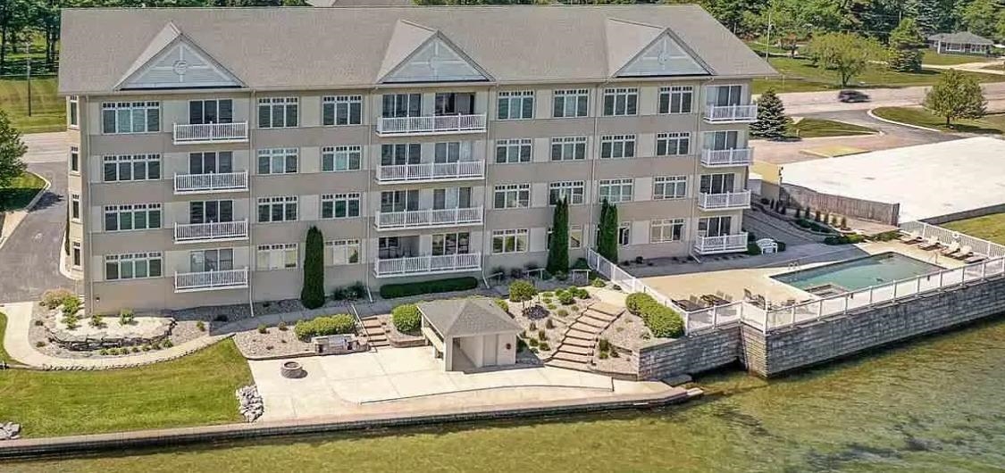 24th image of 576 N Huron Rd #UNIT 102, Au Gres, MI 48703 | MLS# 50188135