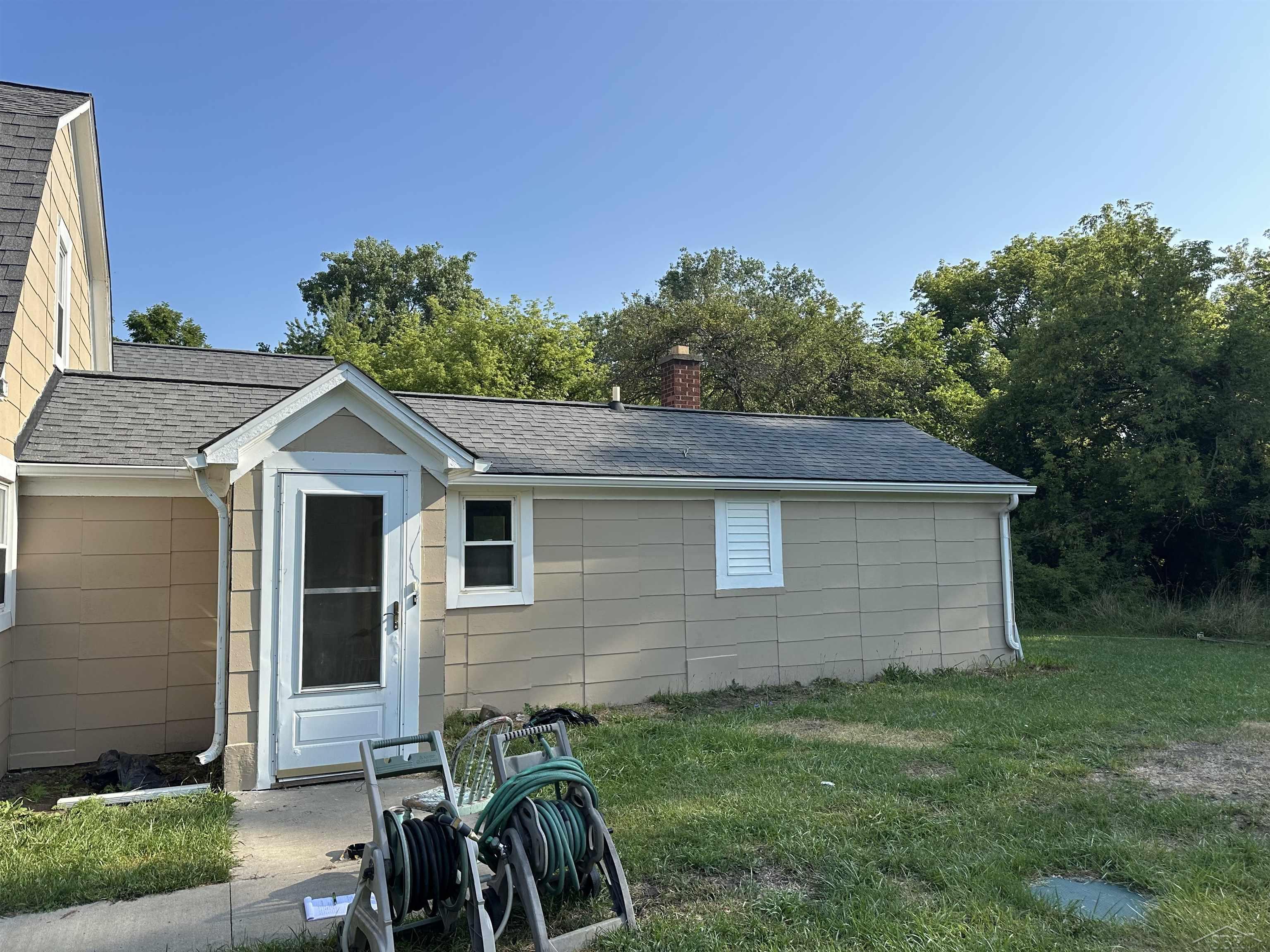 5665 East Road, Saginaw, MI, 48601