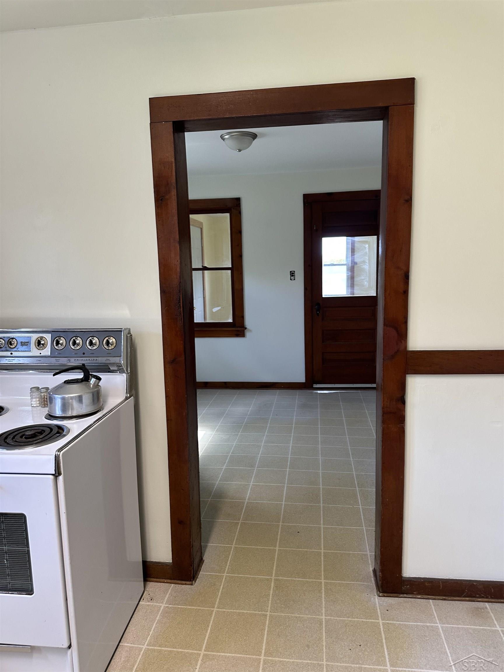 5665 East Road, Saginaw, MI, 48601