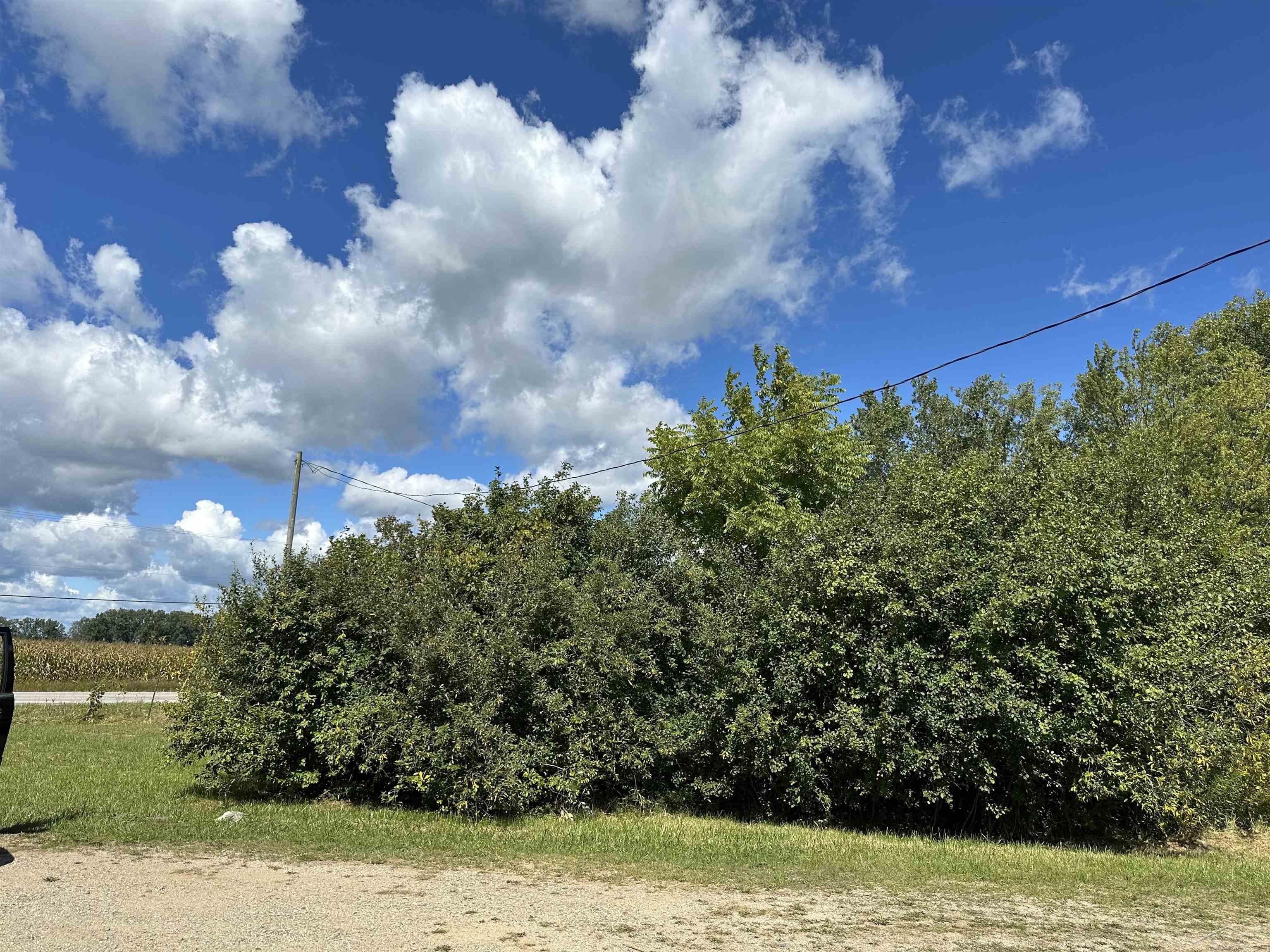 5665 East Road, Saginaw, MI, 48601